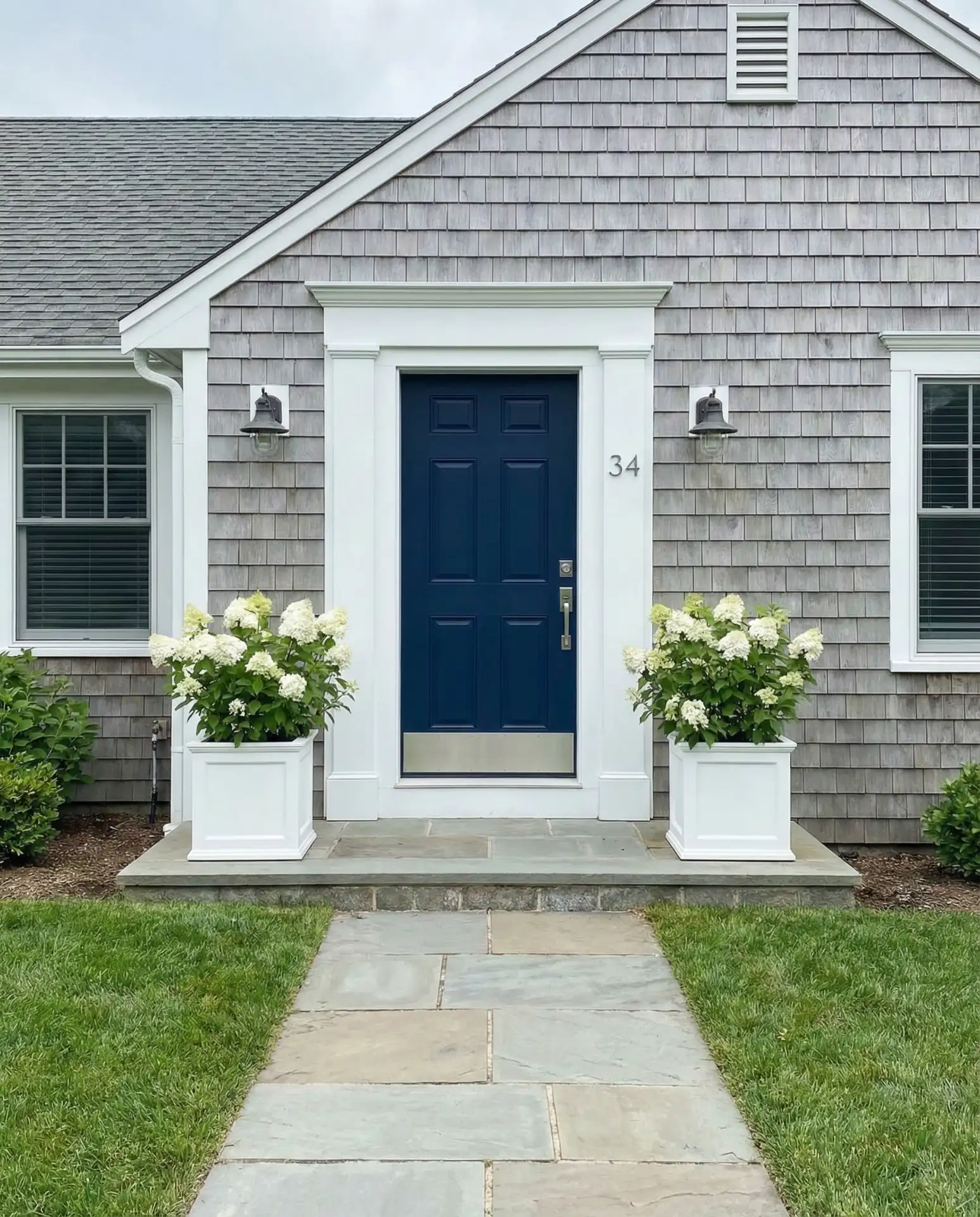 Benjamin Moore Hale Navy for Classic Appeal 2