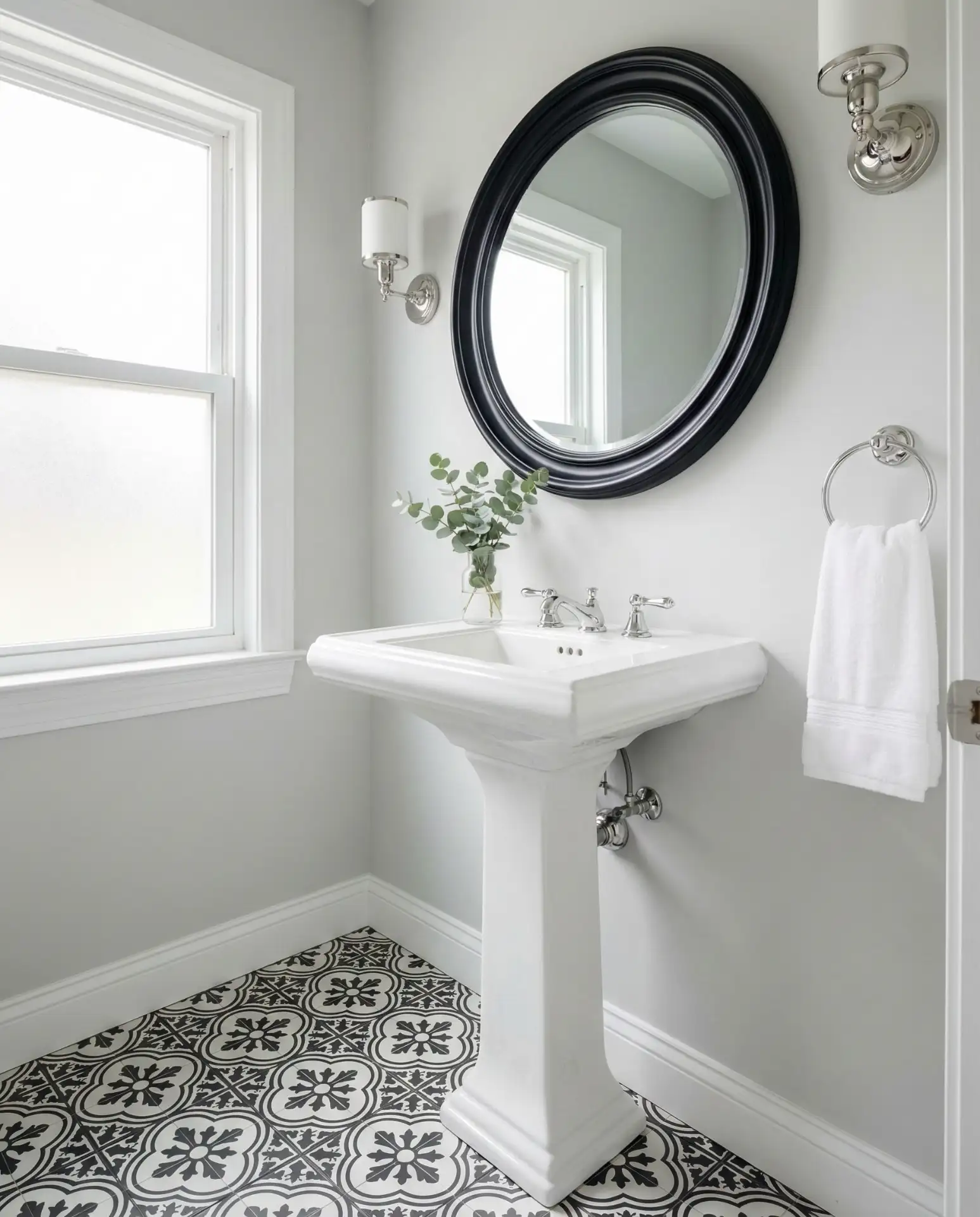 Elegant Black and White Classic 2