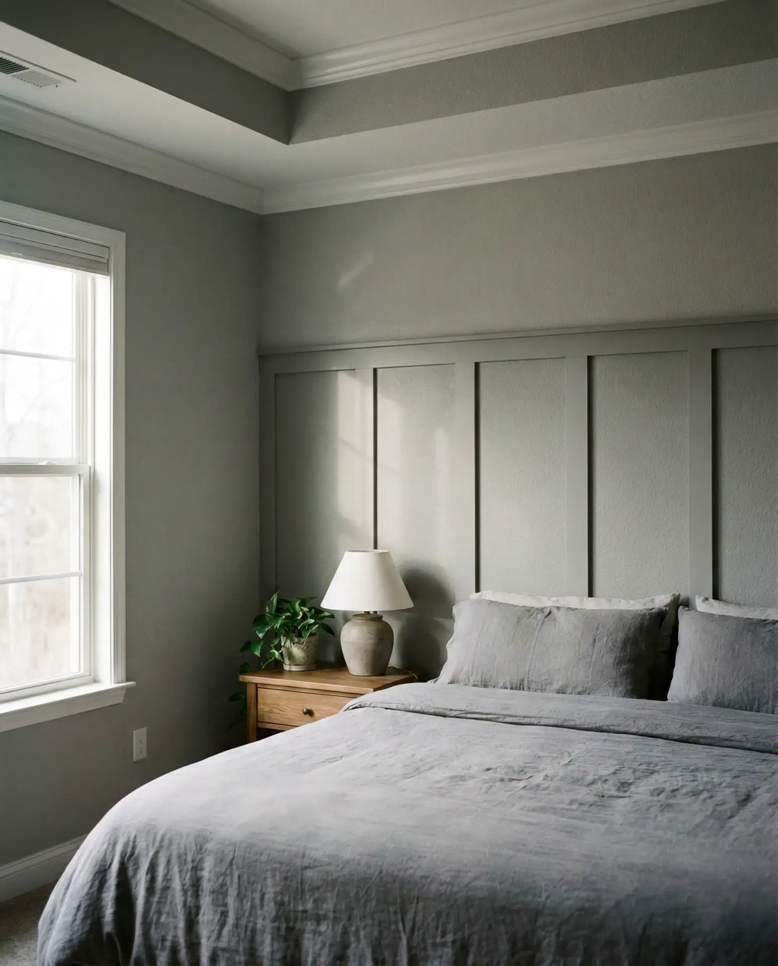 Grey Monochrome with Architectural Interest 1