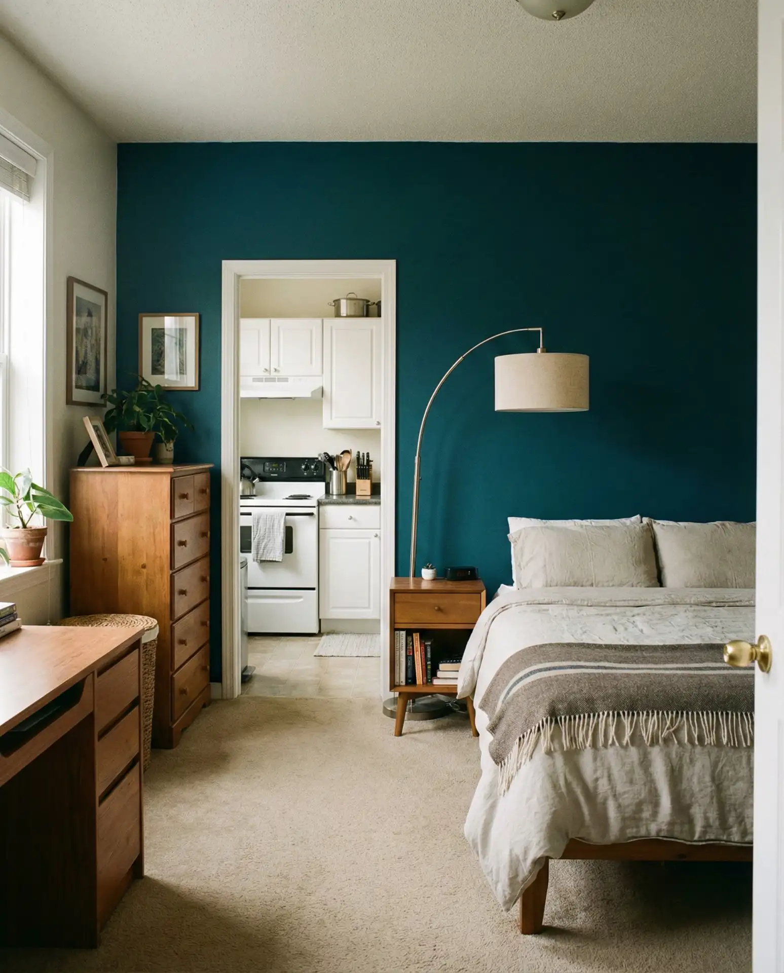 Ideas for College Apartments Beyond Freshman Dorms 2