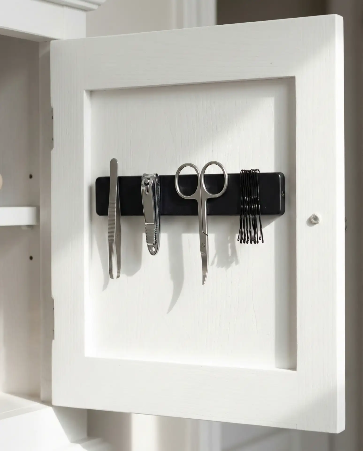 Magnetic Strip for Metal Tools 2