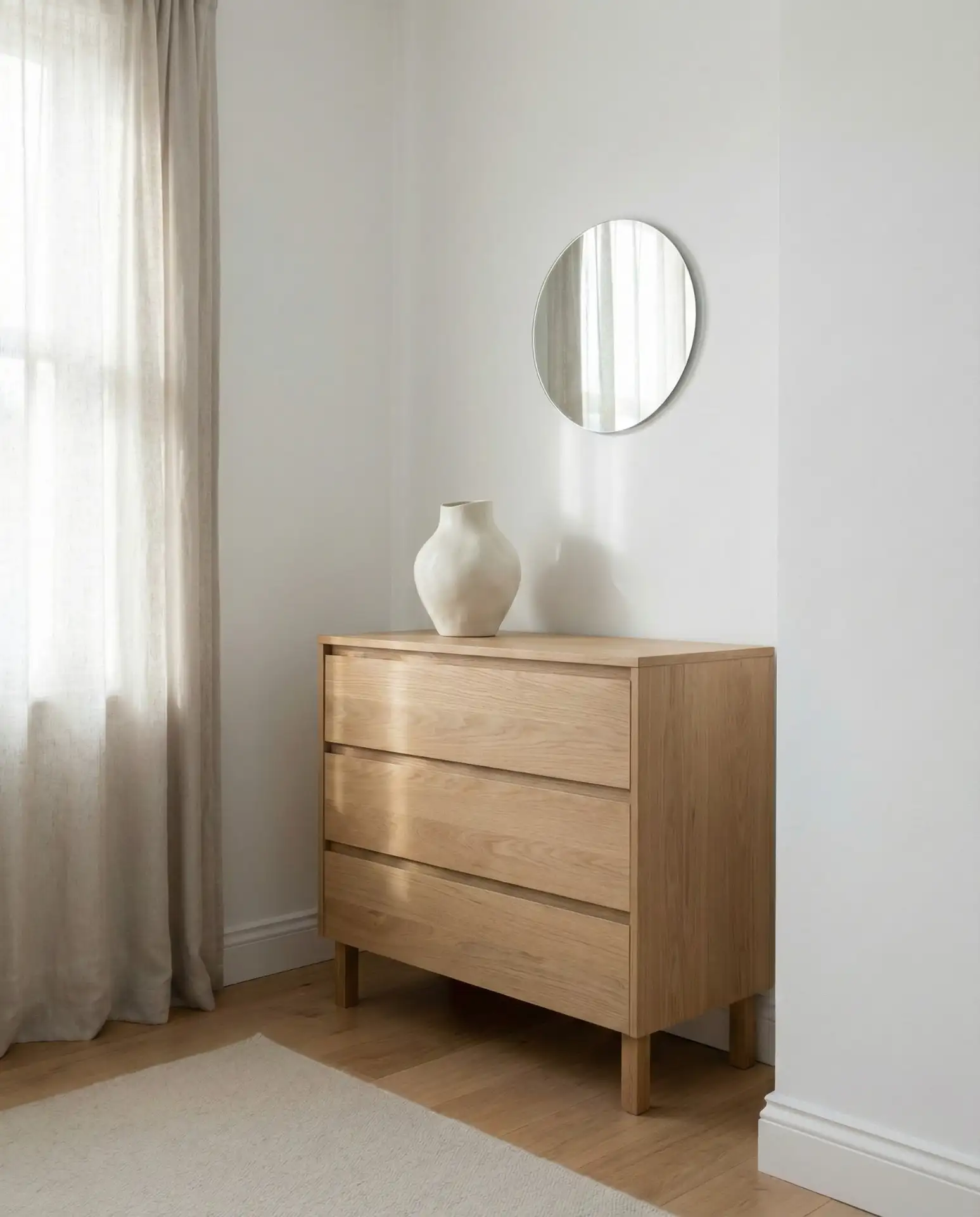 Minimalist Bedroom Dresser with One Statement Piece 1