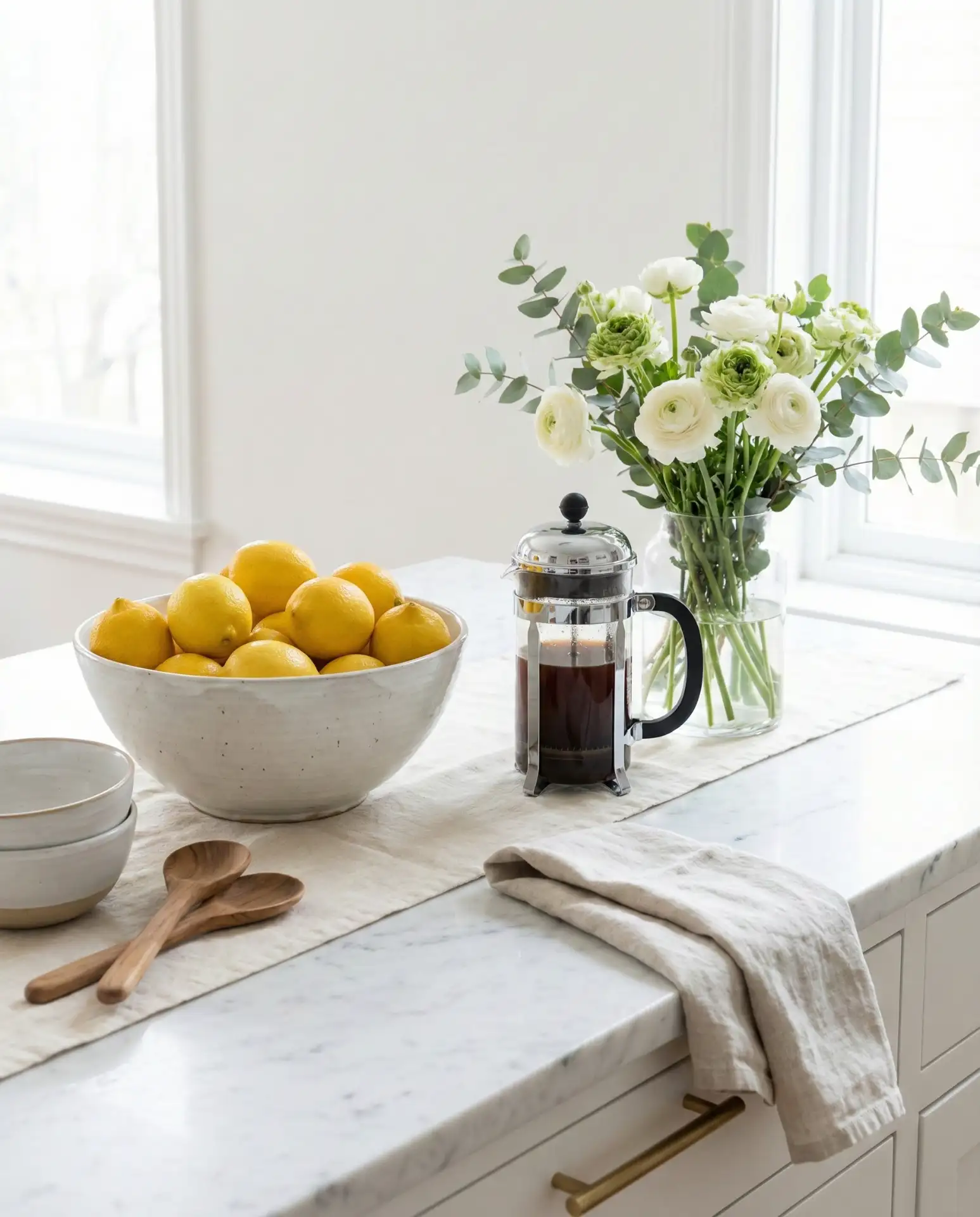 Nancy Meyers-Inspired Abundant Counter 1