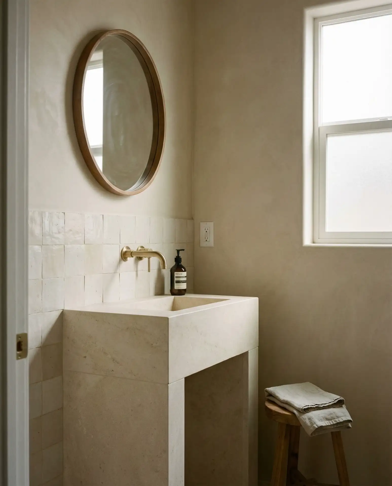 Neutral Timeless Foundation 1