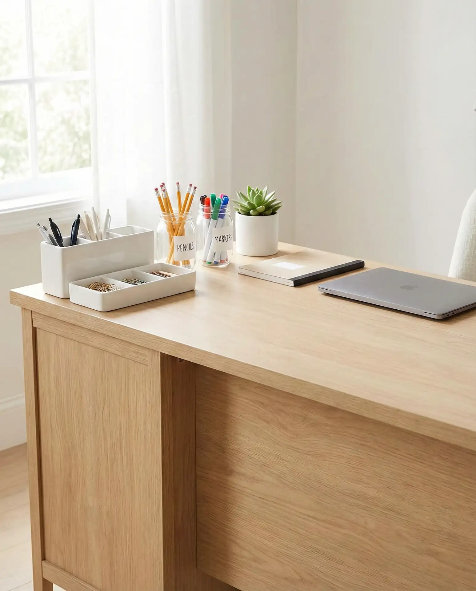 Simple Modern Desk Organization 1