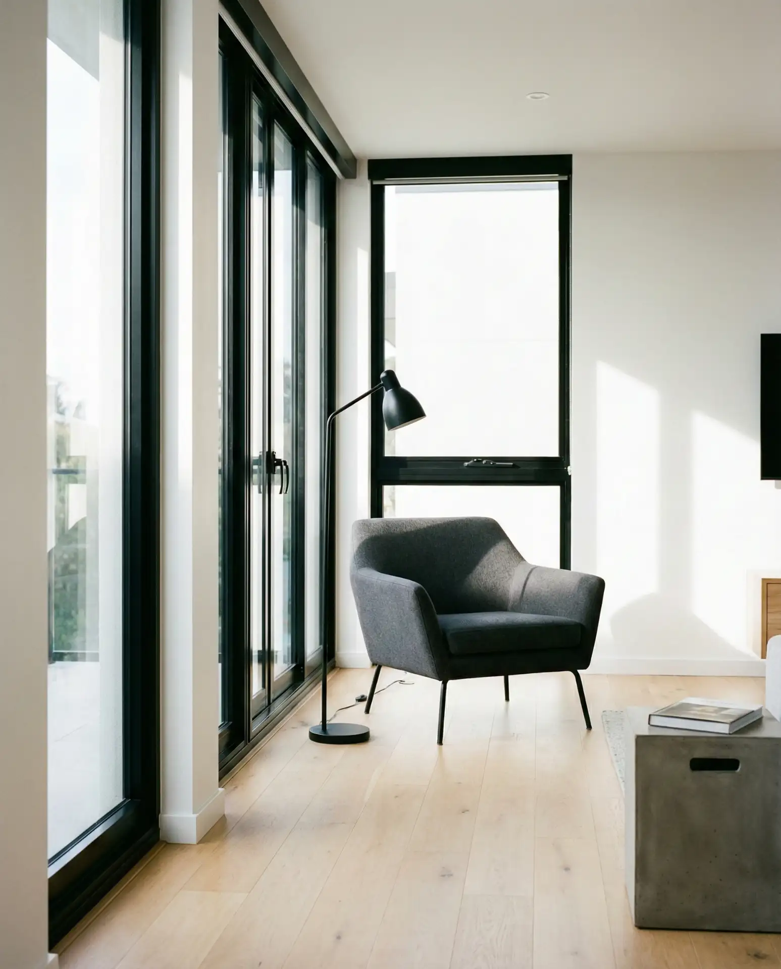 Black Accents for Bold Contrast 1