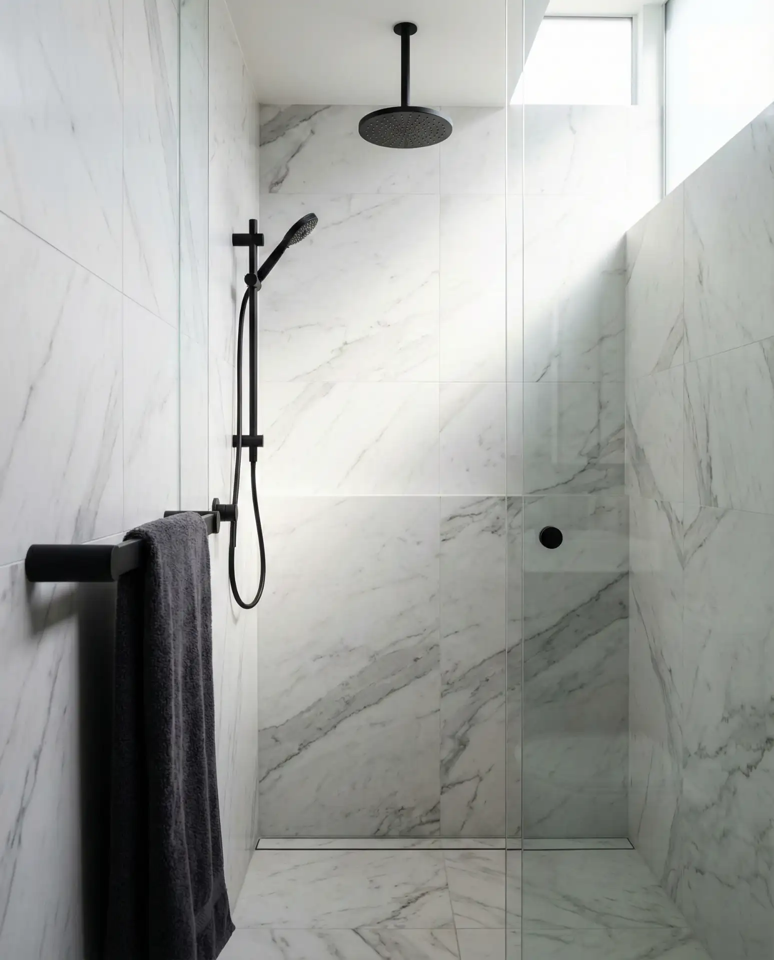 Black Fixtures for Bold Contrast 2