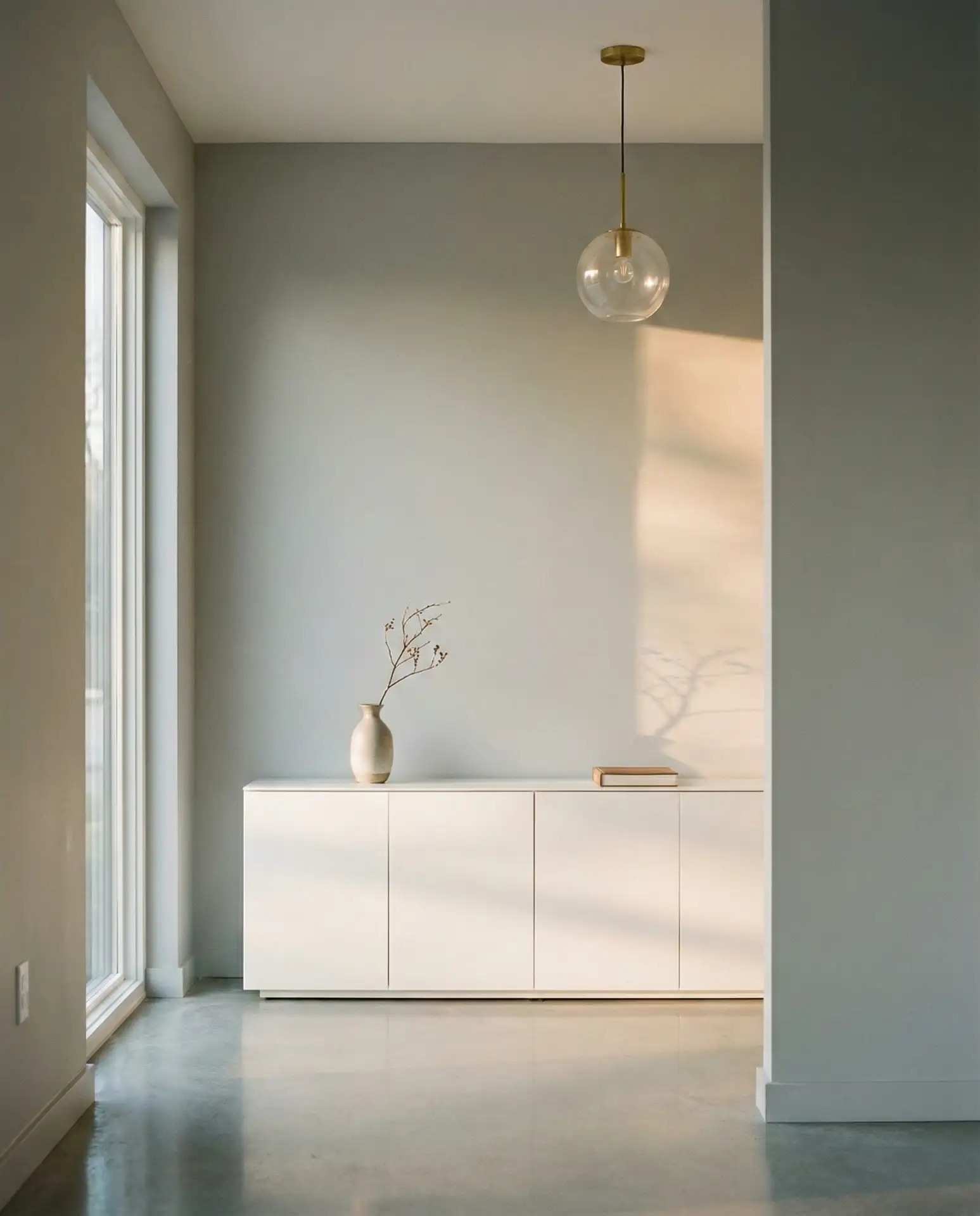 Bloxburg-Inspired Foyer for Gaming and Real Life 1