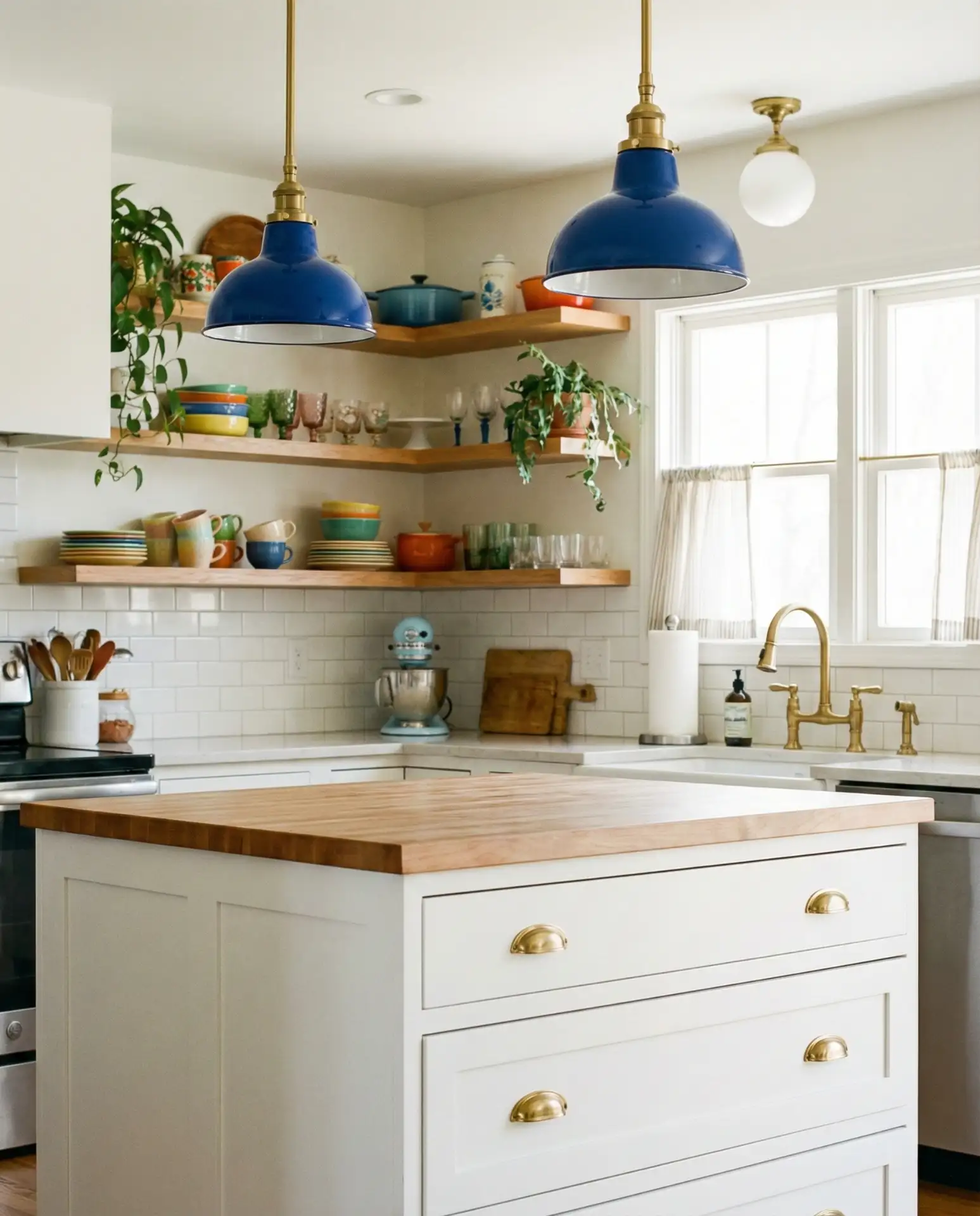 Colored Enamel Shades for Personality