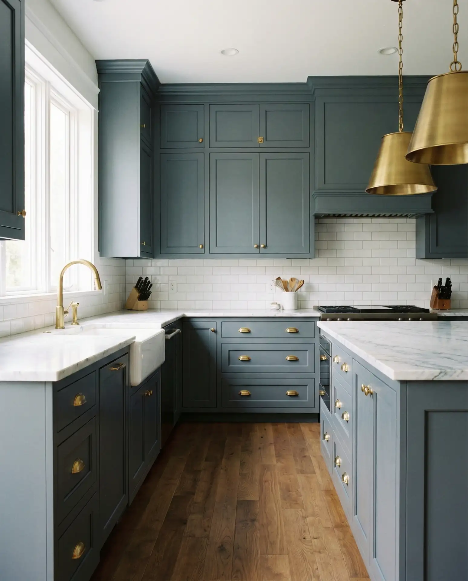 Creamy White and Black Contrast 2