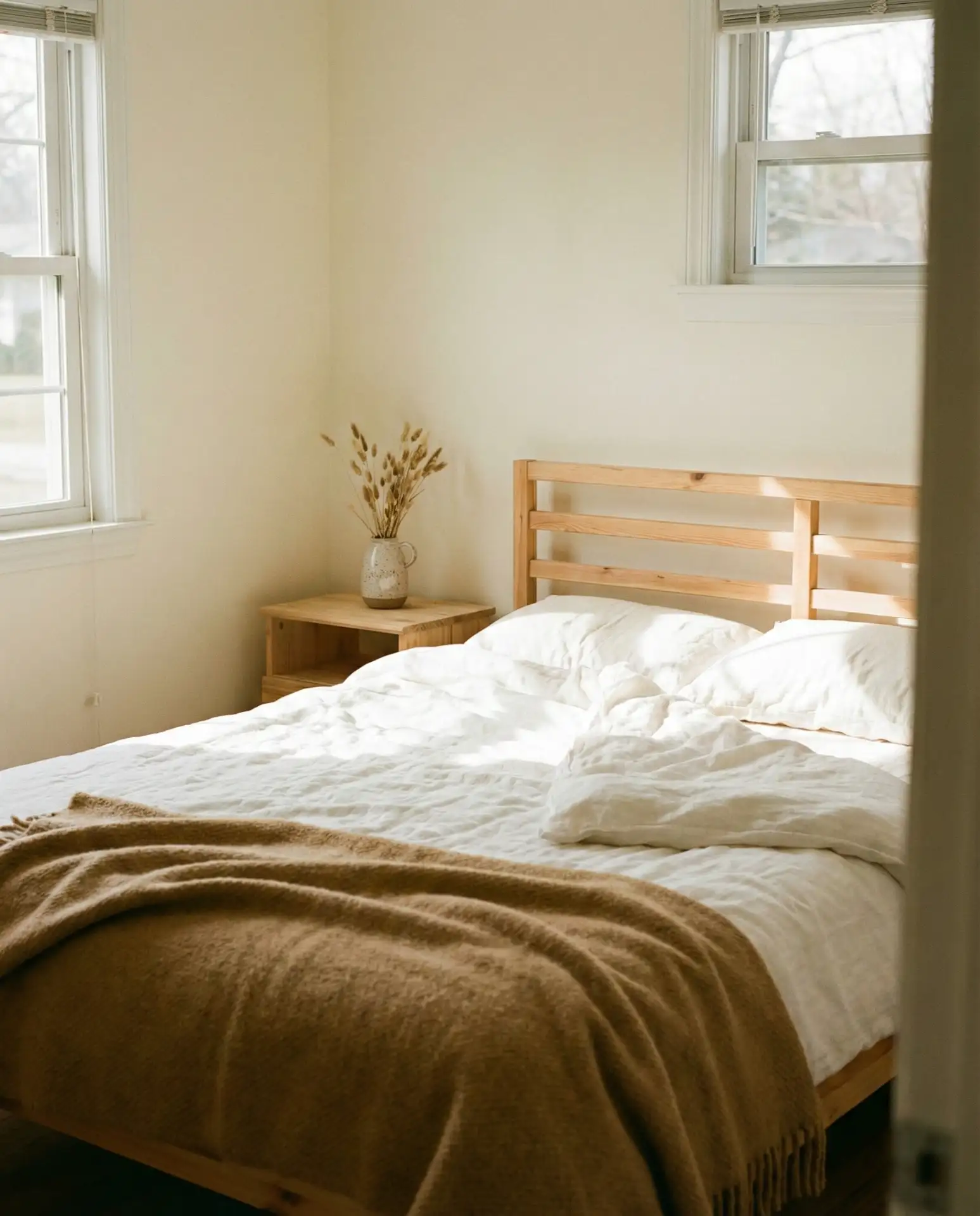 Dark Green and Warm Wood 2