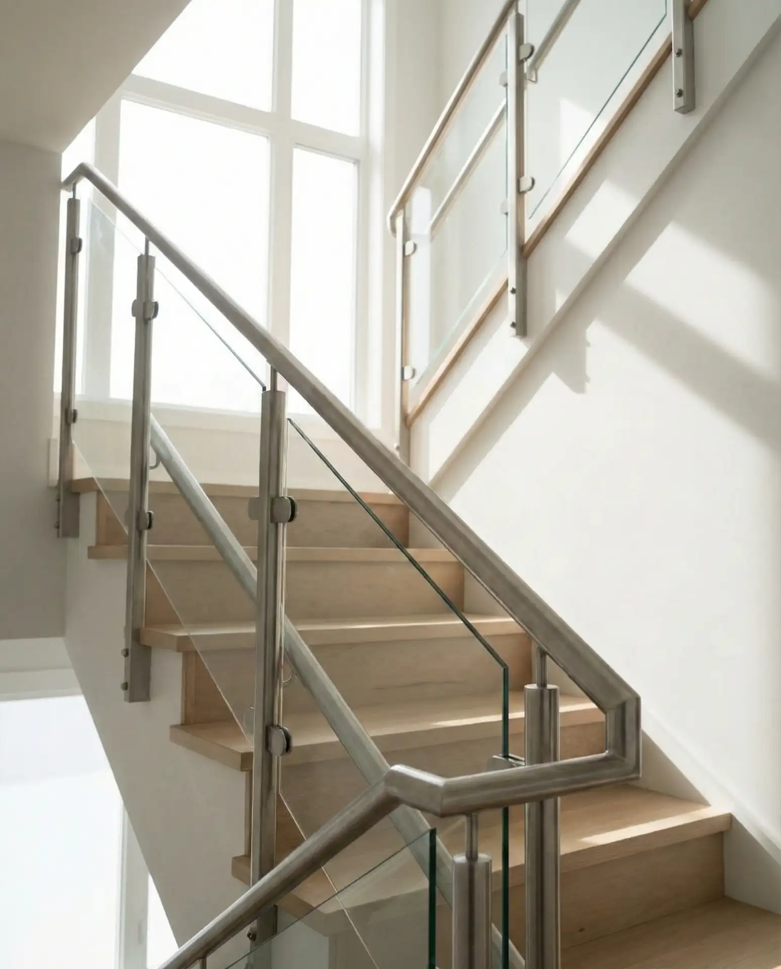 Glass Panels for a Floating Effect 2