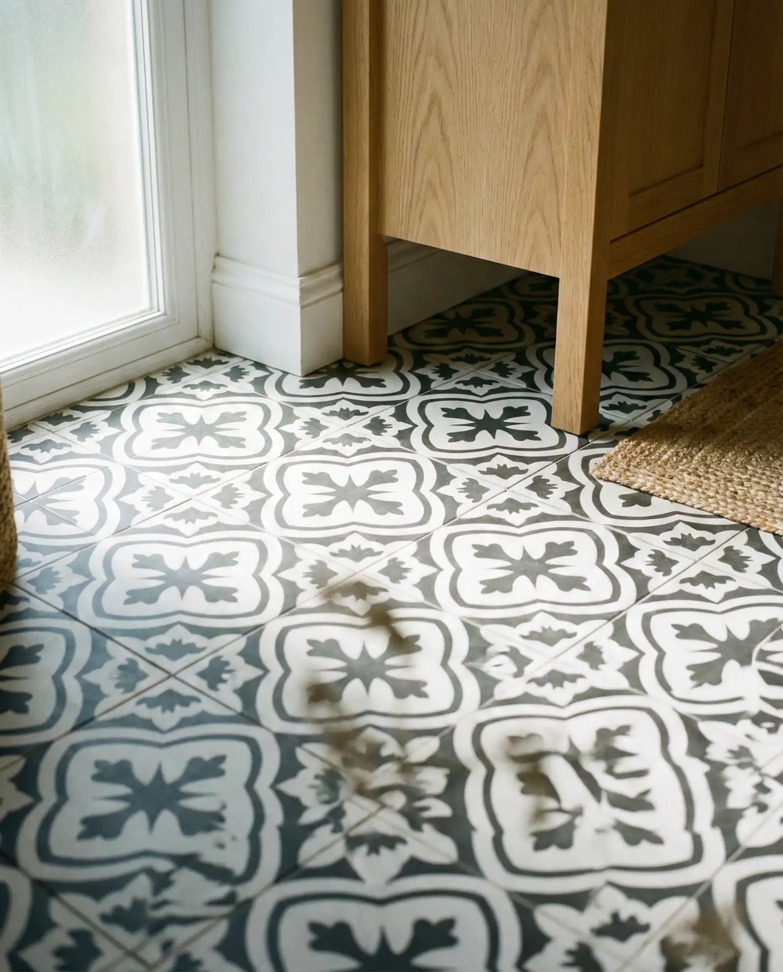 Modern Luxury Showers with Glass Enclosures 2