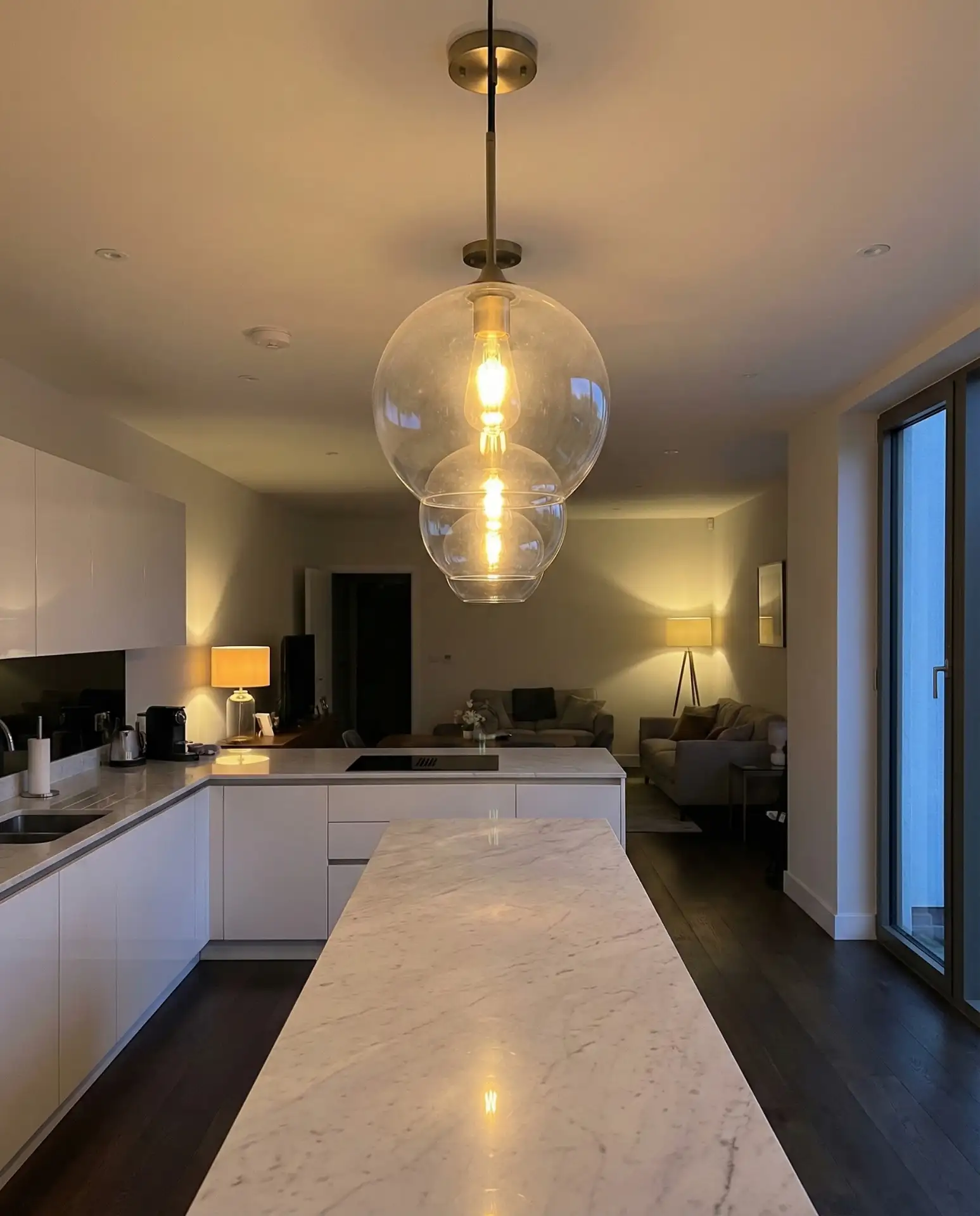 Pendant Lighting As Visual Divider 1
