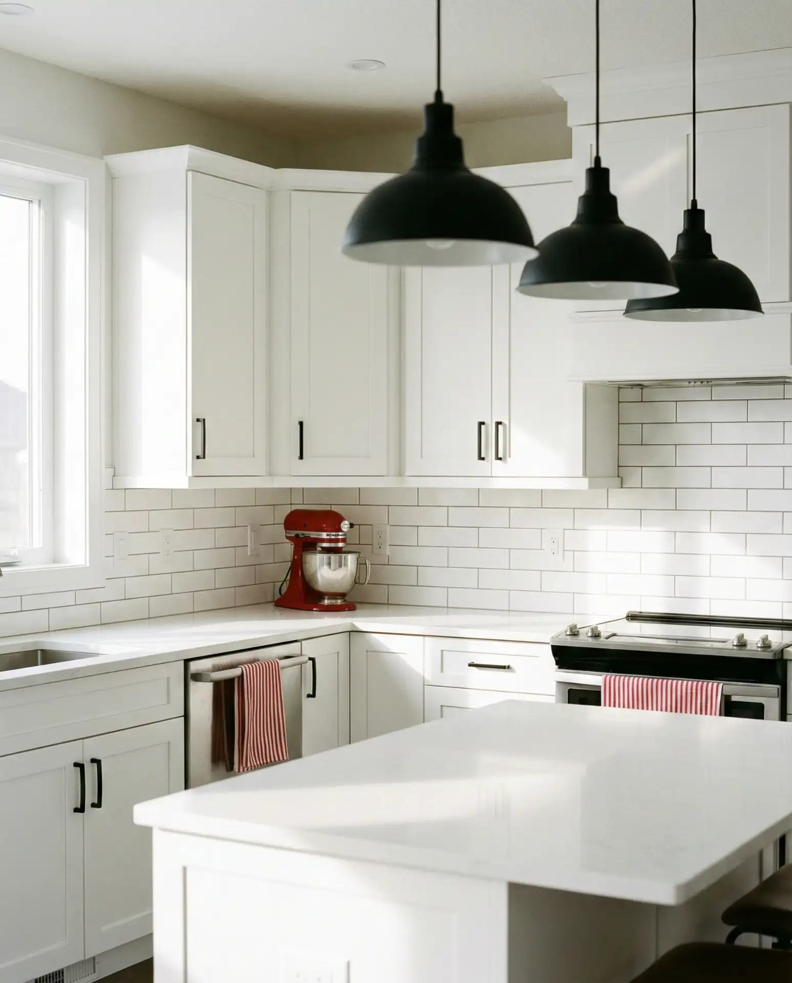 Red Accessories for an Unexpected Pop 1