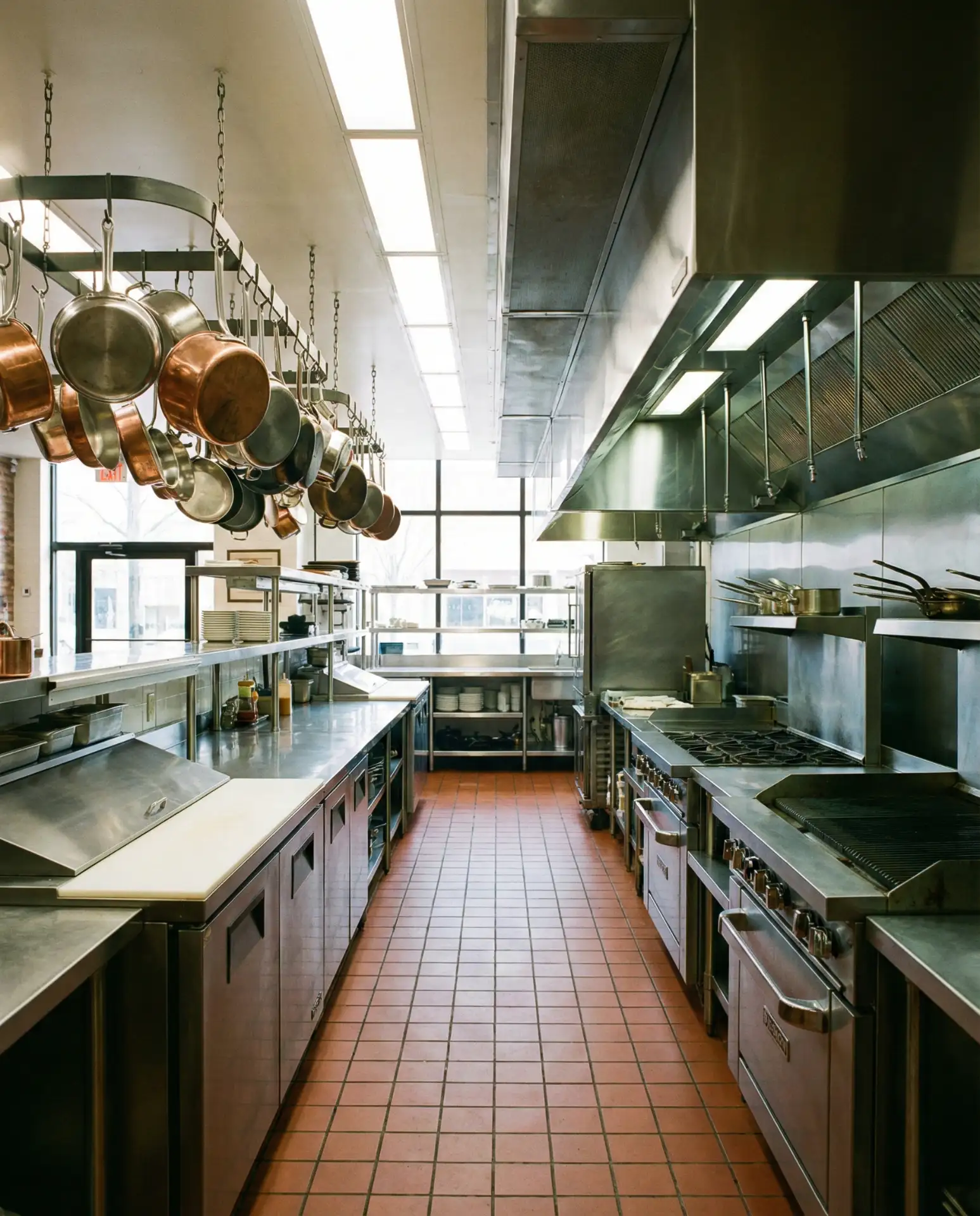 Restaurant-Style Kitchen Layout 2