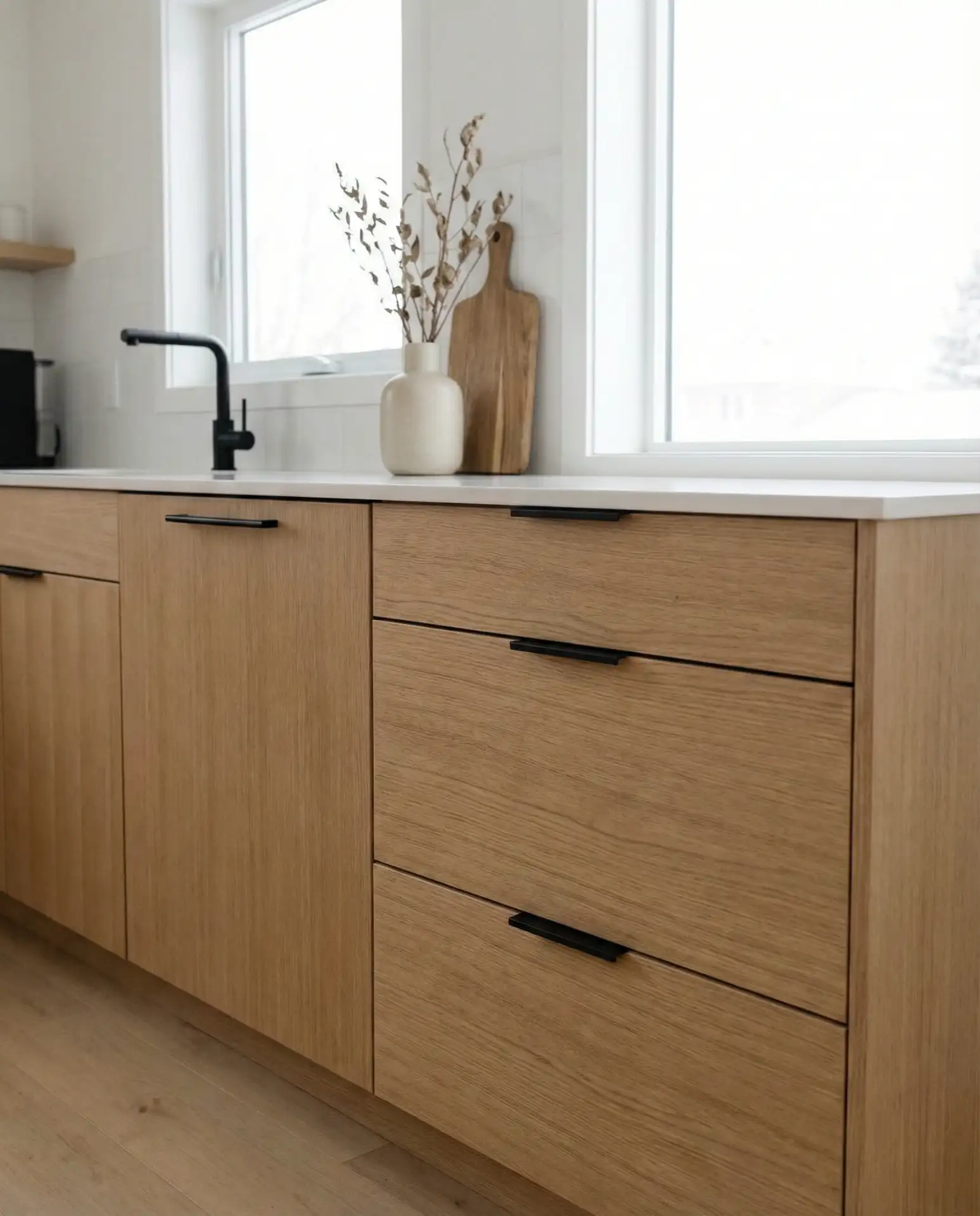 Rift Sawn White Oak for Minimalist Kitchens 2