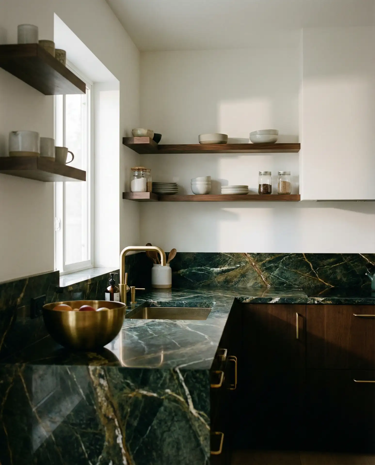 Verdant Elegance in Green Marble 2