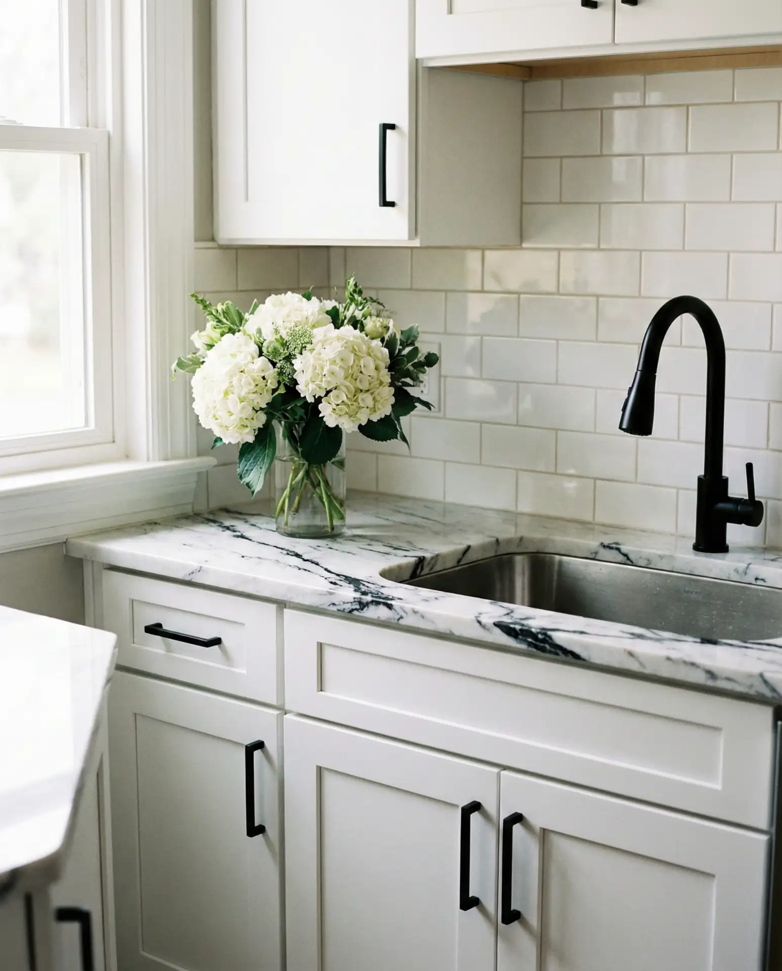 White Marble Countertops with Black Veining 1