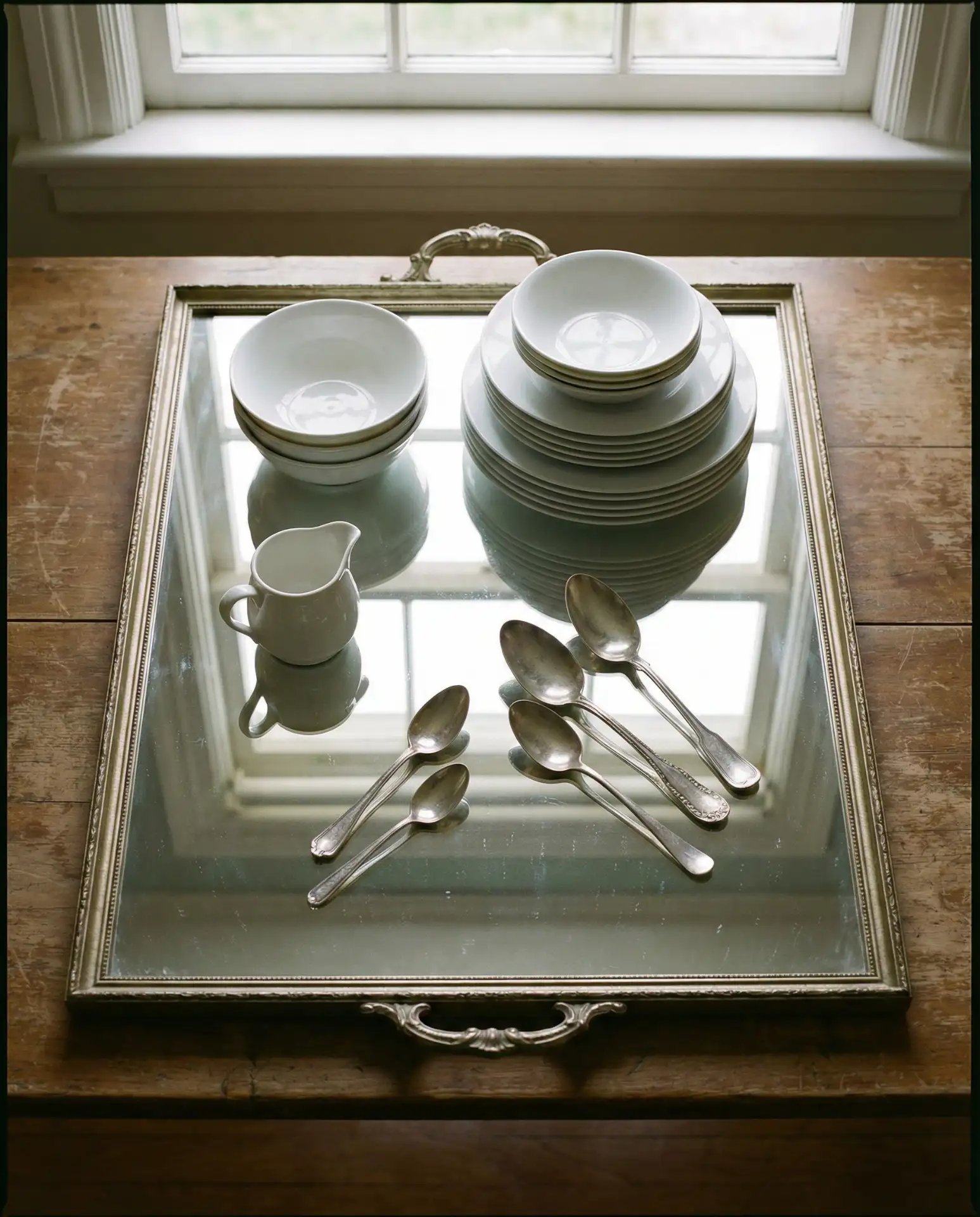 Mirrored Tray Reflective Base 1