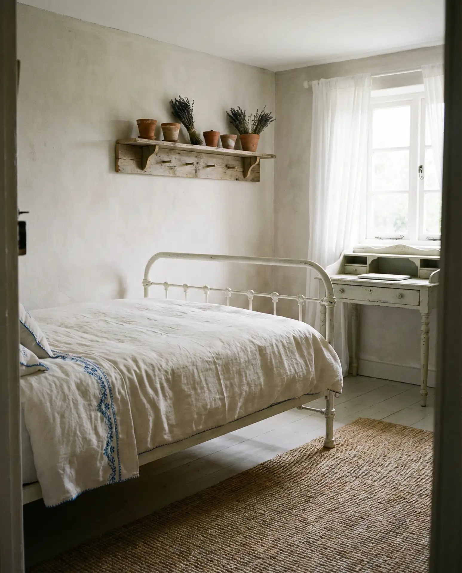 The Romantic Blue Bedroom Escape 2