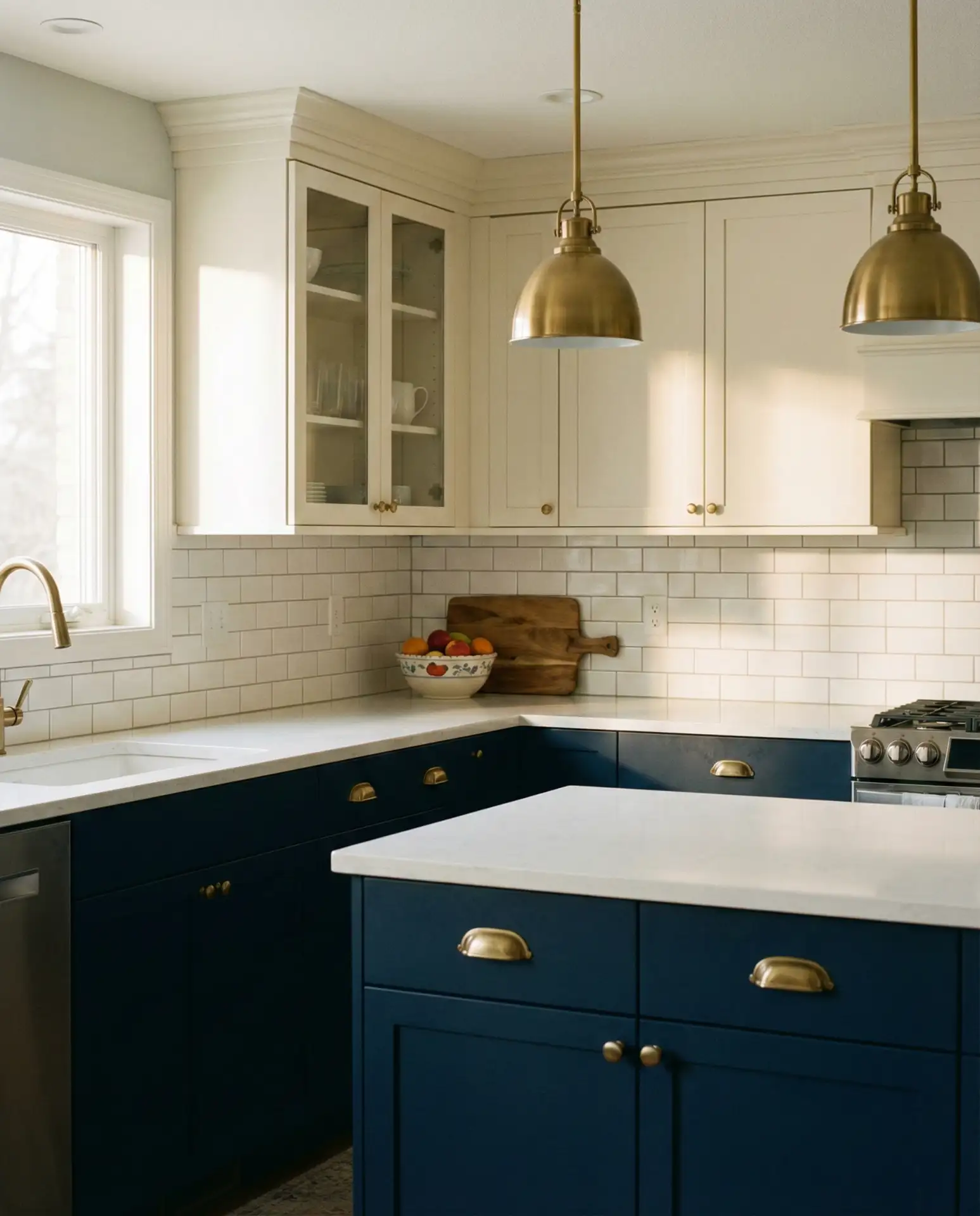 Two-Tone Elegance with Navy and Cream 1