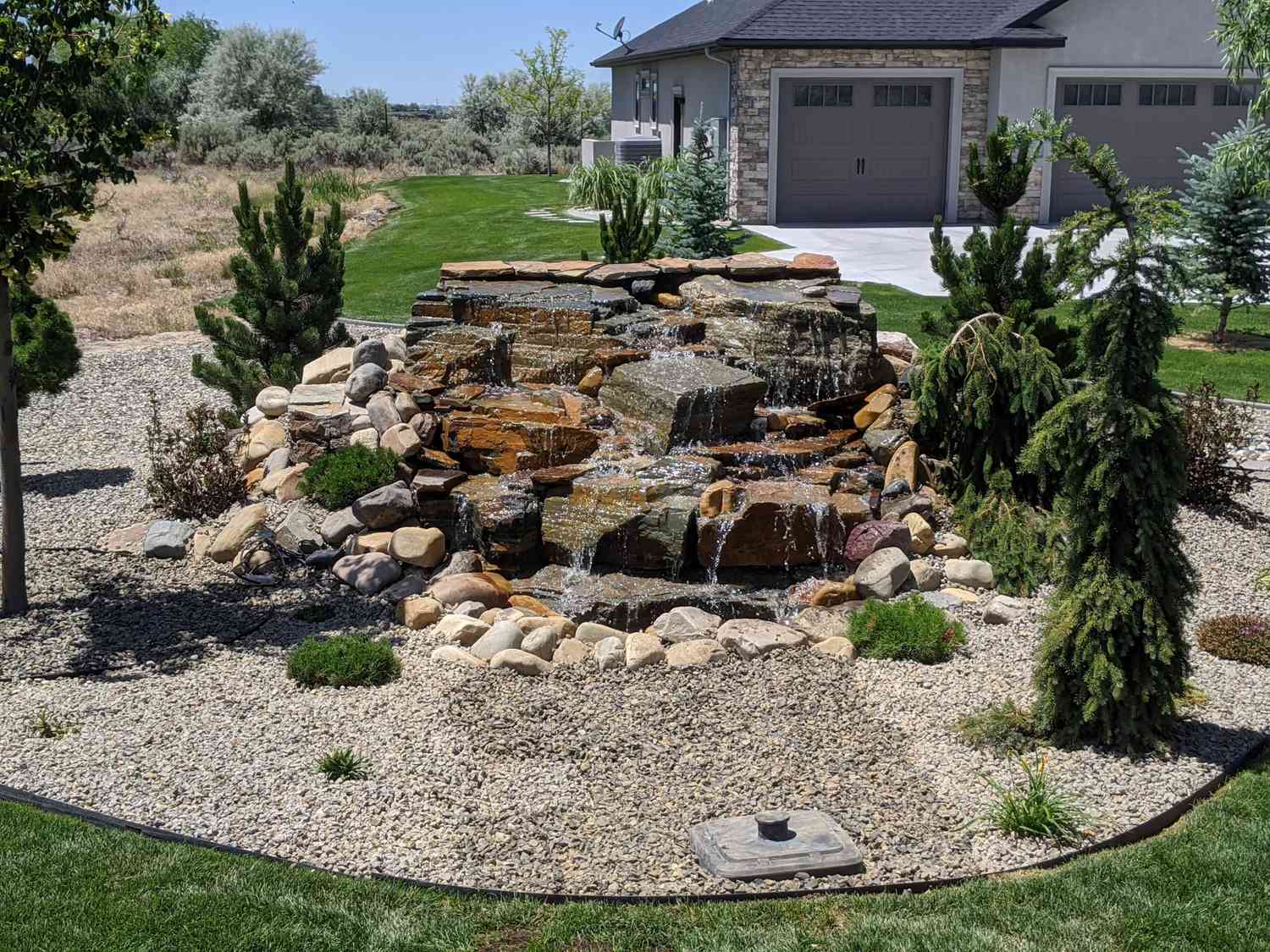 11 Simple and Affordable Front Yard Landscaping Ideas
