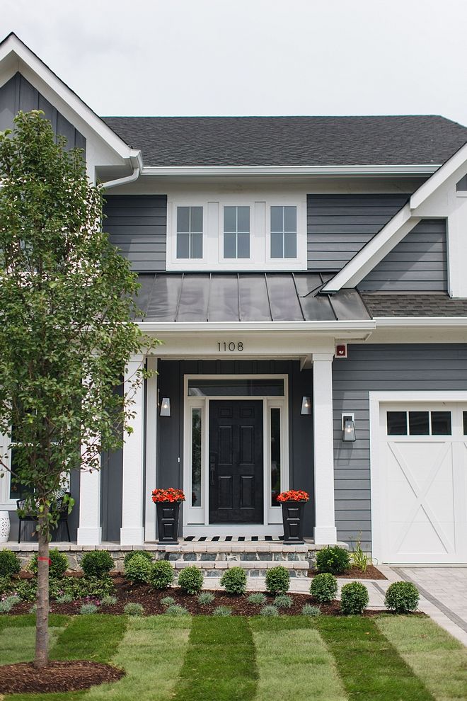 19 Gray House With White Trim Ideas That You'll Love - Tangy House
