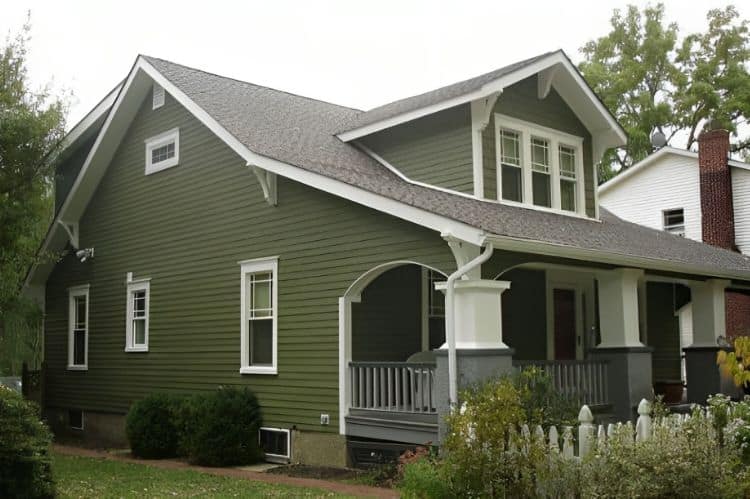 19 Ideas To Style Dark Olive Green House With Black Trim - Tangy House