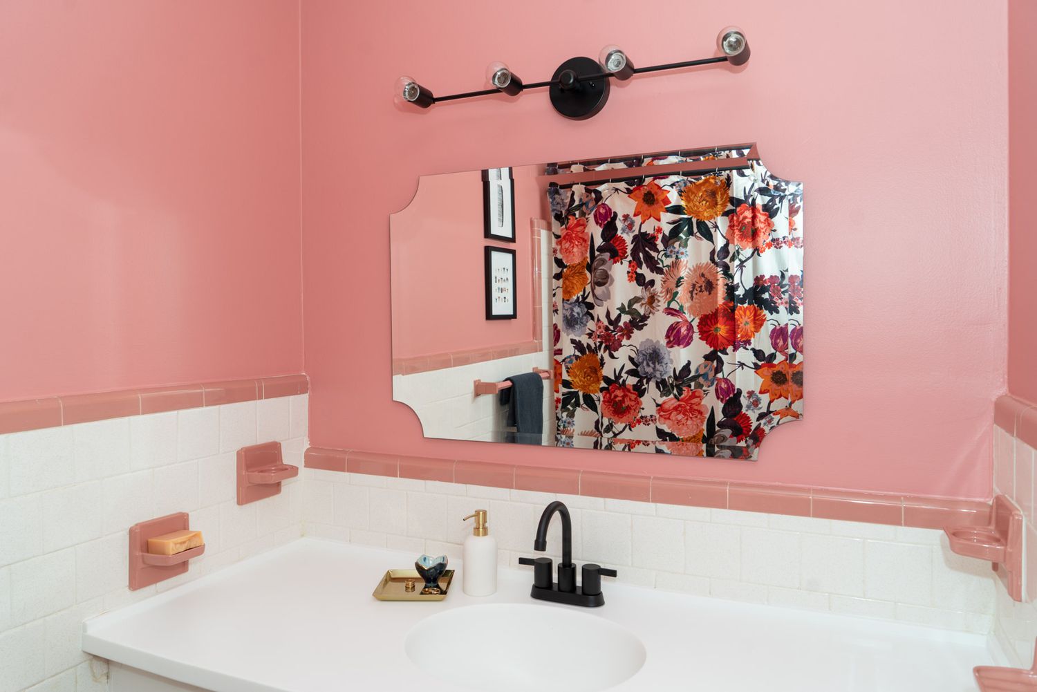 40 Pink Bathroom Ideas That Are Fun Yet Sophisticated