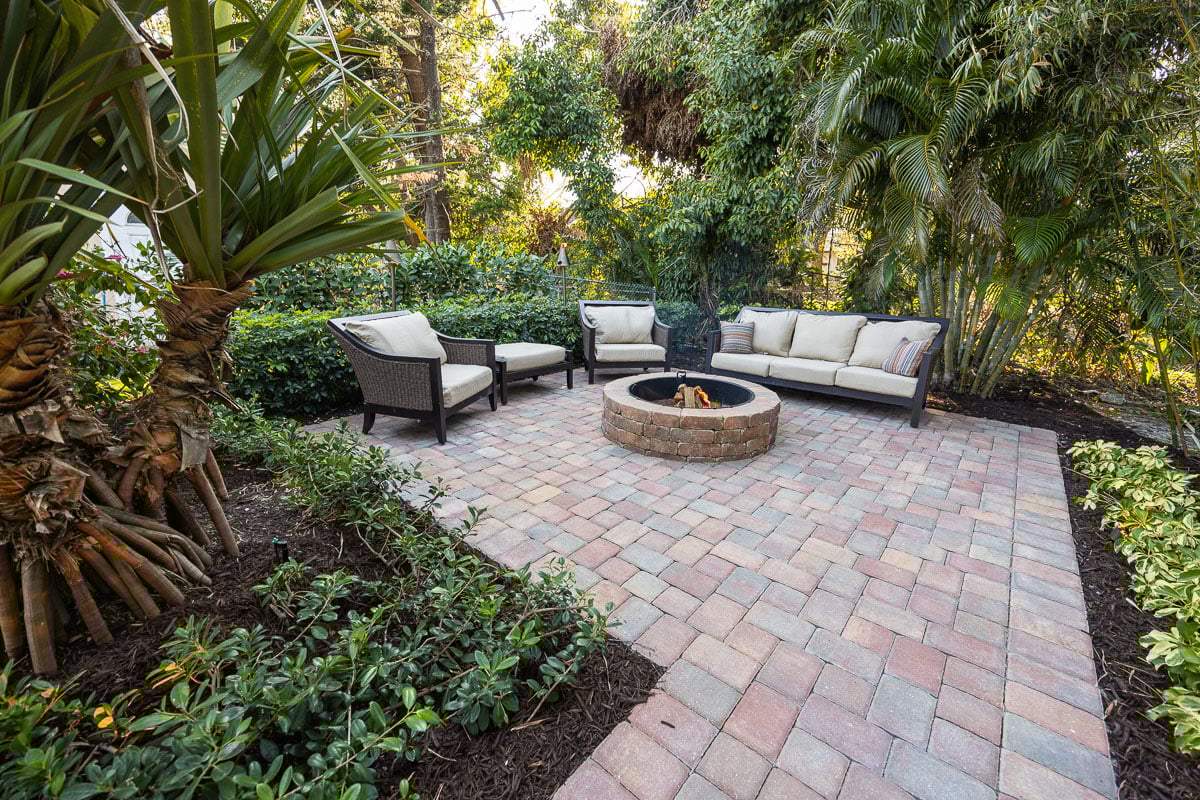 8 Patio Design Ideas for a Small Florida Backyard