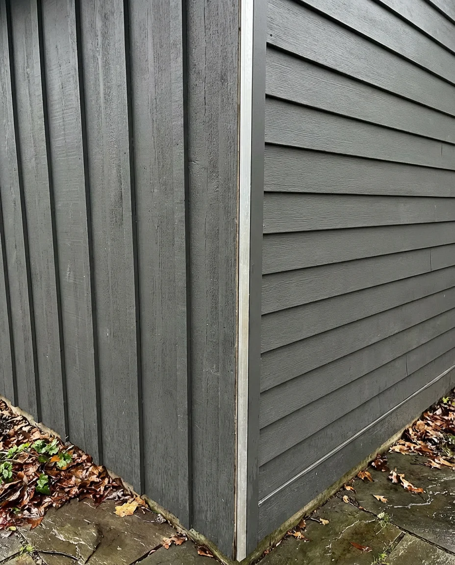 Fiber-Cement-Siding-on-a-Modern-Farmhouse-2.webp