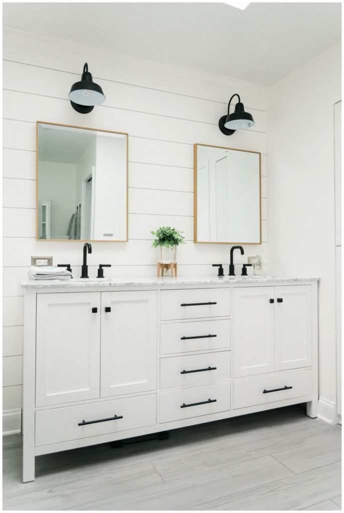 A Modern Farmhouse Master Bathroom Renovation // Life on Wisteria Drive - tjarosphotography.com