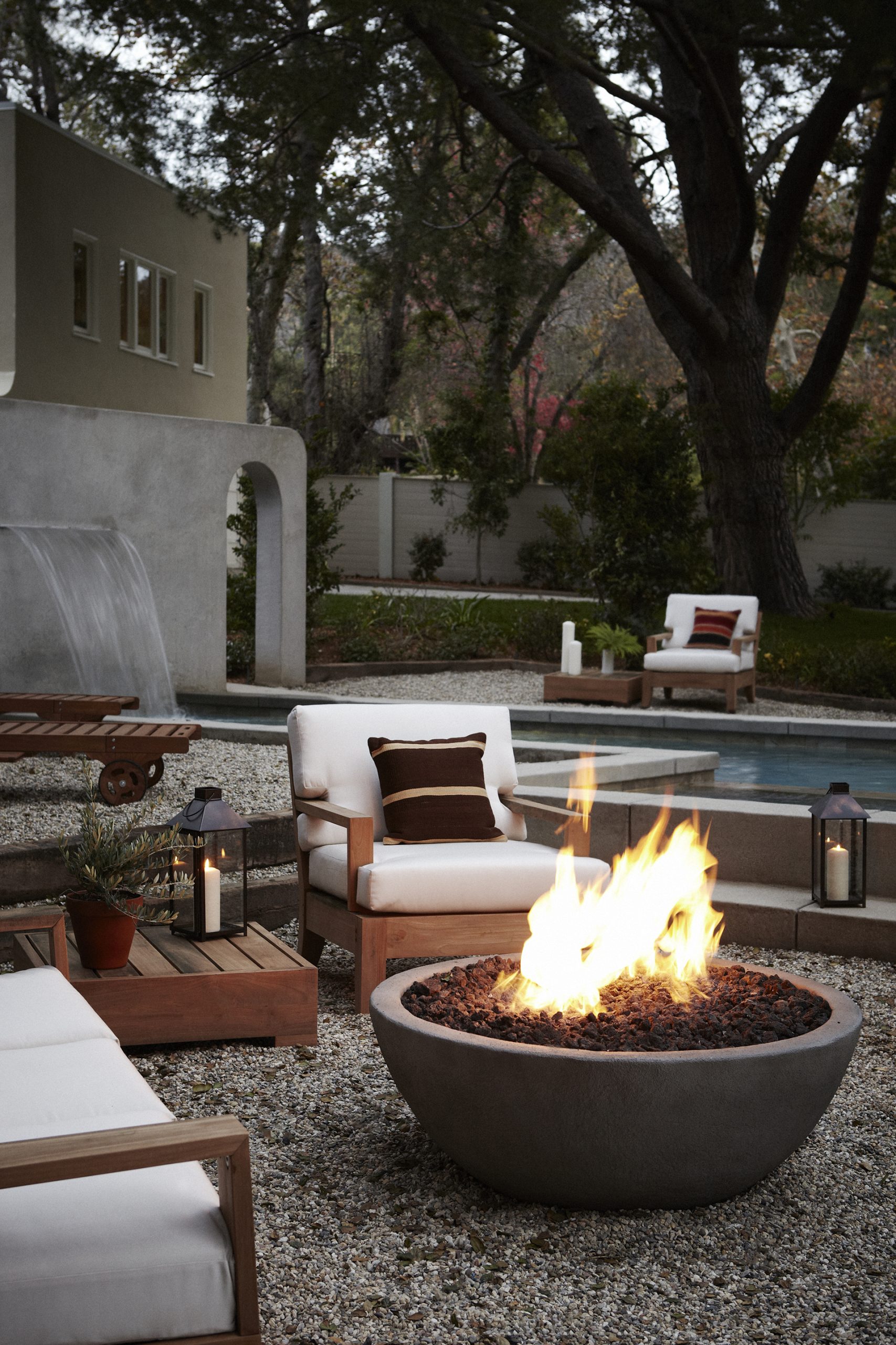 Backyard fire pit ideas: 10 ways to create a warm focal point | Homes and Gardens