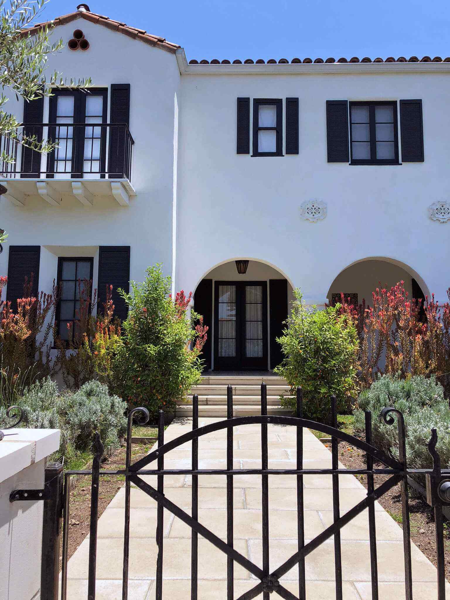 COCOCOZY Design Home: Exterior Paint Picking With Benjamin Moore