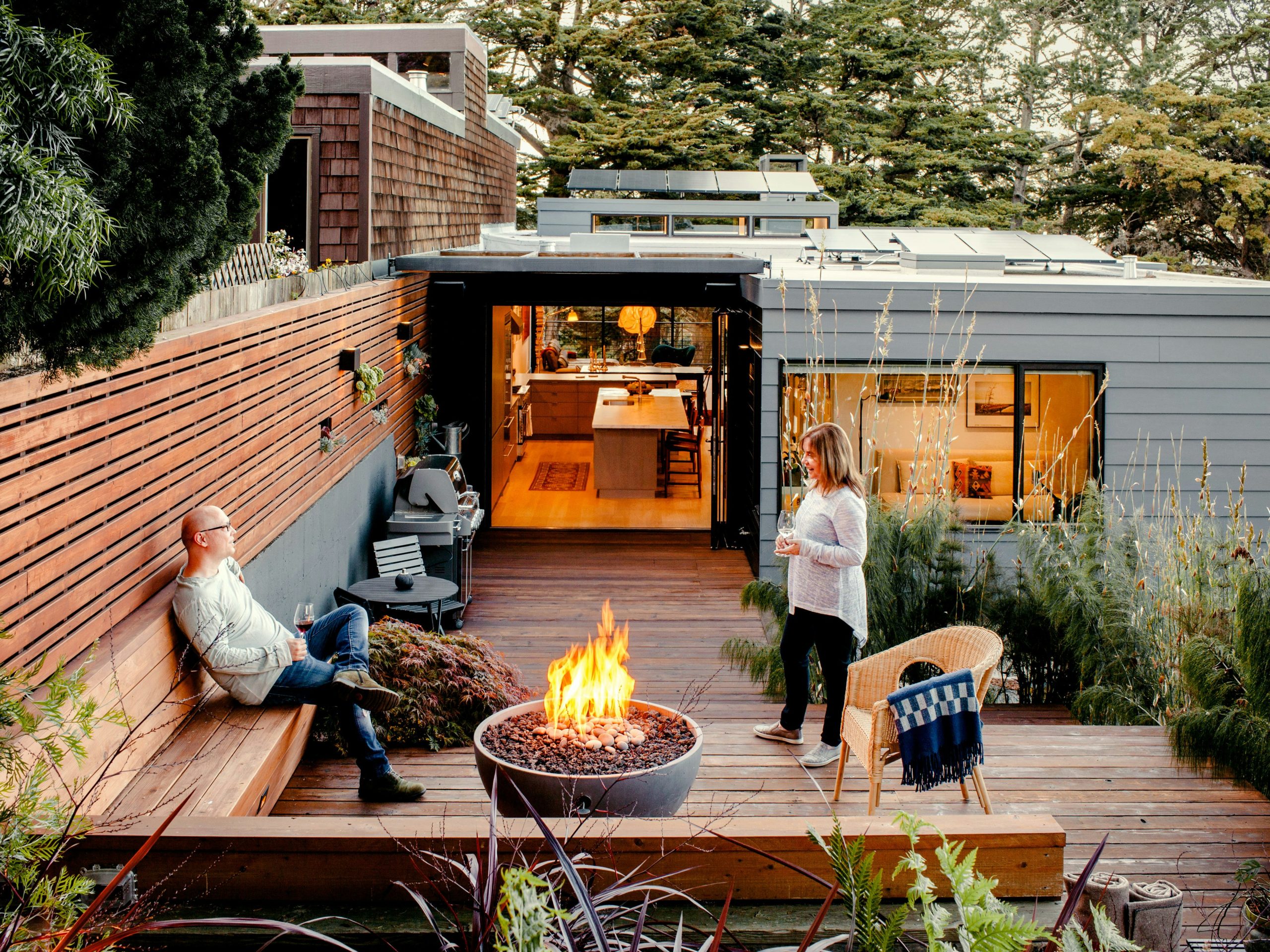 Gather Around These 7 Modern Fire Pit Designs - Dwell