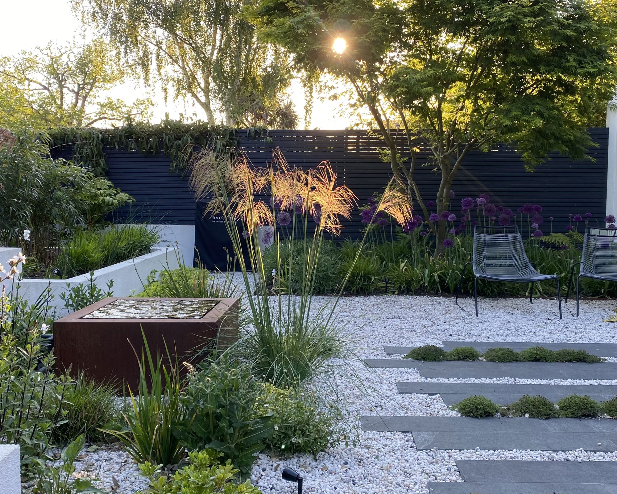 Landscaping with gravel: 14 ways to use it in your yard | Gardeningetc