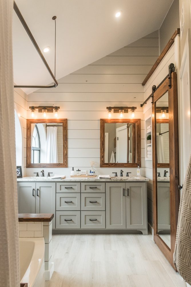 Modern Farmhouse Bathroom Inspiration for an Exciting New Bath Renovation