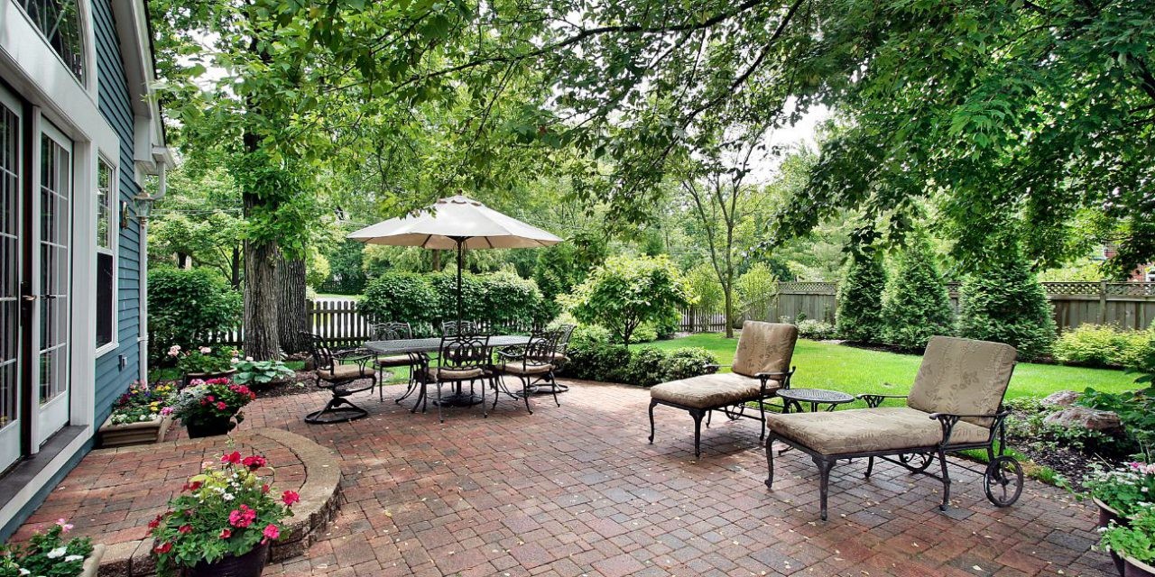 MODERN PATIO PAVER DESIGN IDEAS