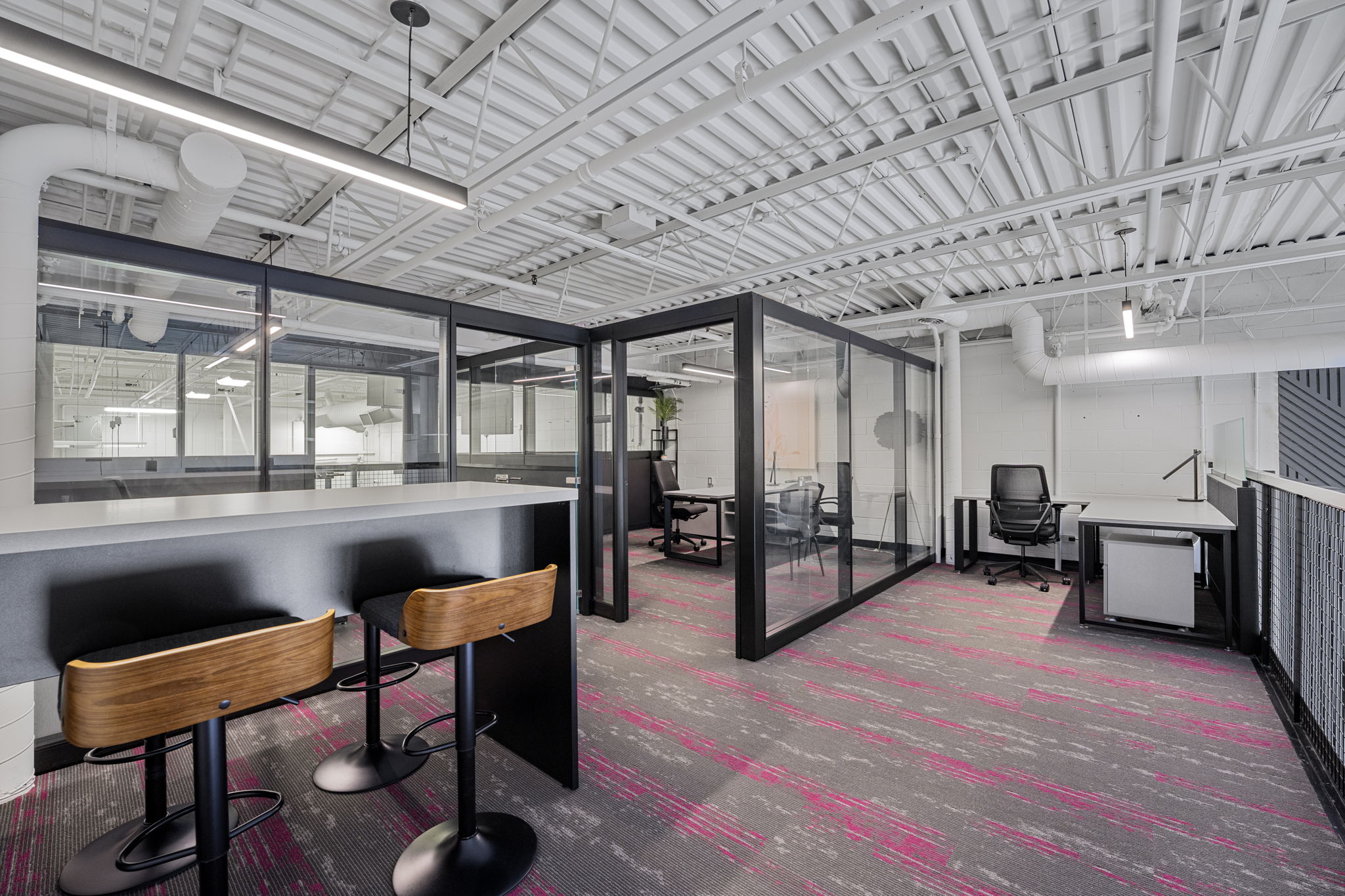 Office Interior Design: Balancing Privacy and Transparency in Workspaces -