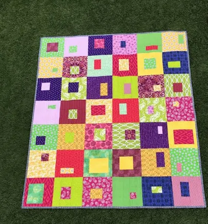 Handmade Patchwork Quilt: Modern Geom...