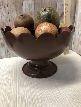 Vintage Metal Bowl Filled With 15 Dri...