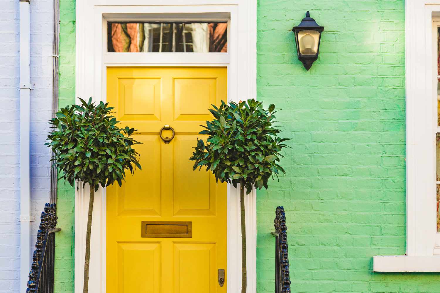 The Best Front Door Colors to Upgrade Your Home's Exterior