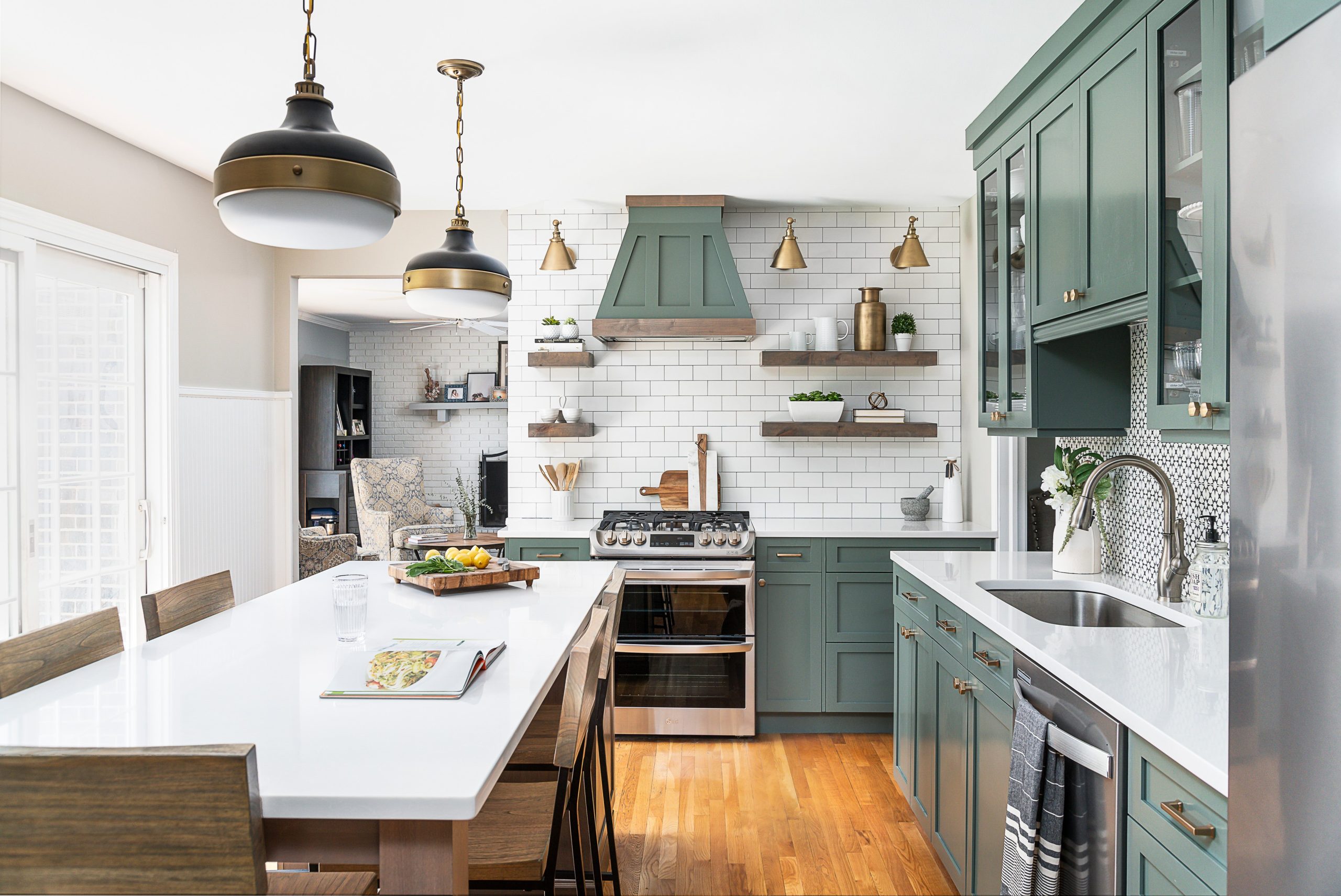 Your Guide to a Farmhouse-Style Kitchen
