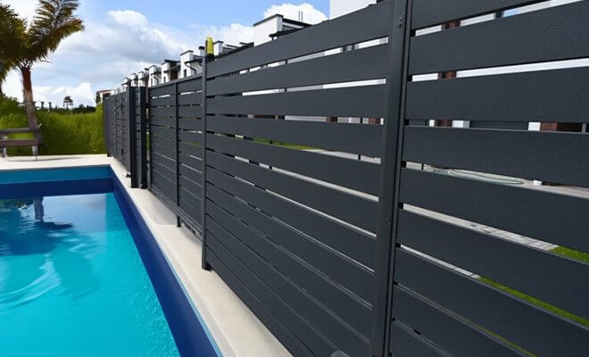 15 Stylish Pool Fence Design Ideas [with photos]
