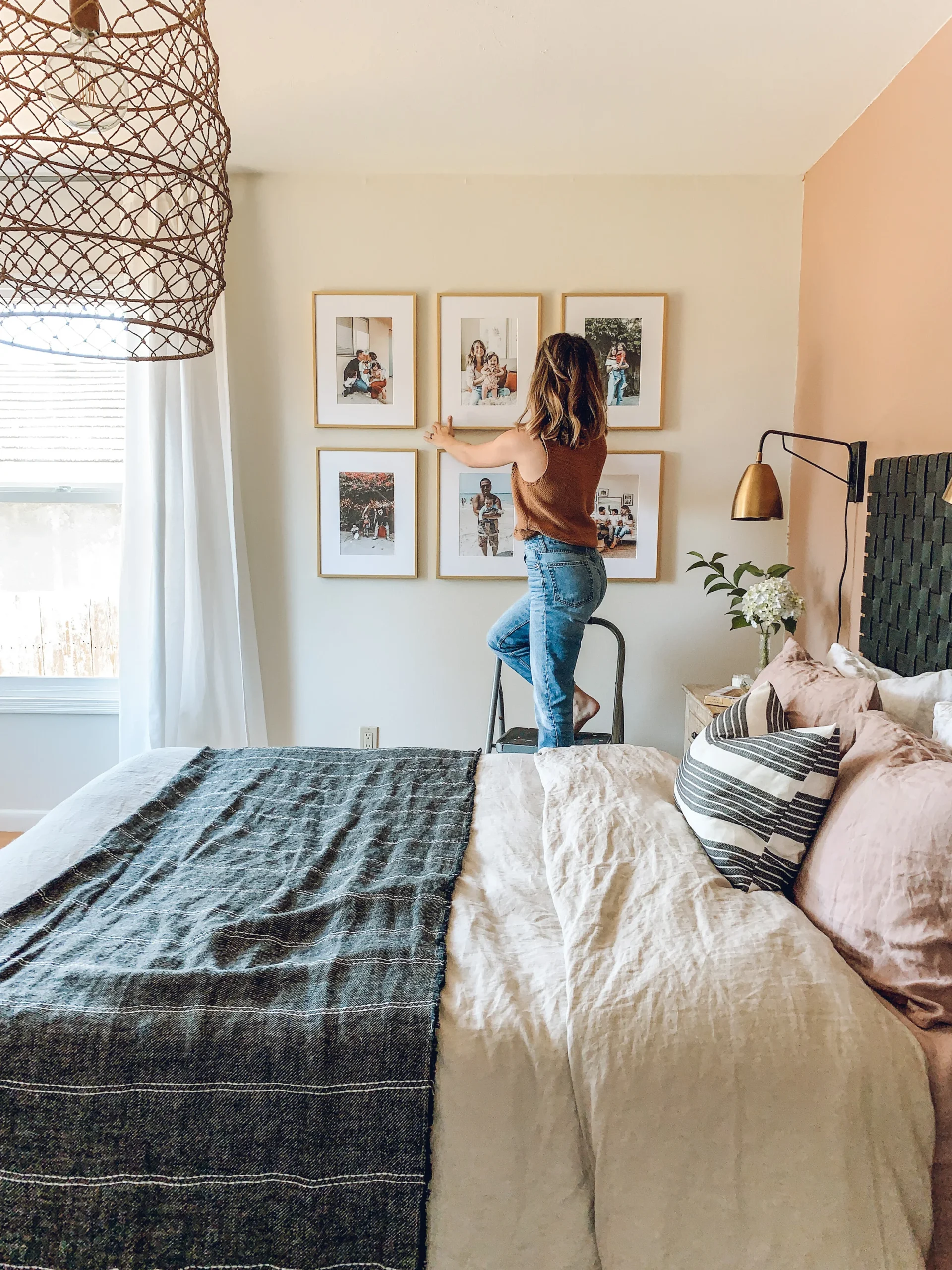 3 styles of gallery walls with family pictures — REBECCA & GENEVIEVE