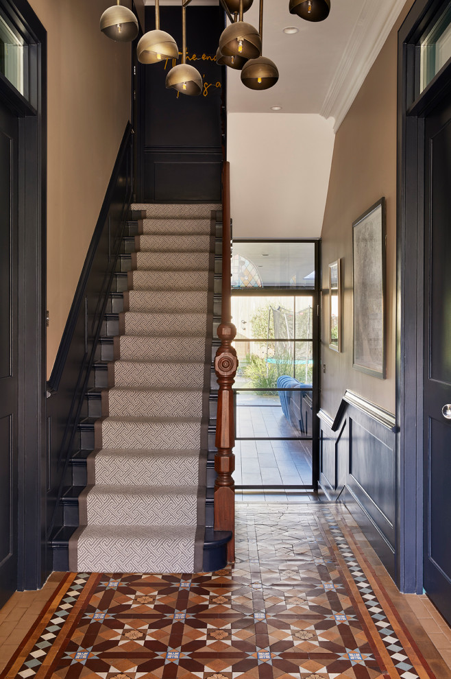 7 Ways to Add a Contemporary Twist to Your Victorian Hallway | Houzz IE