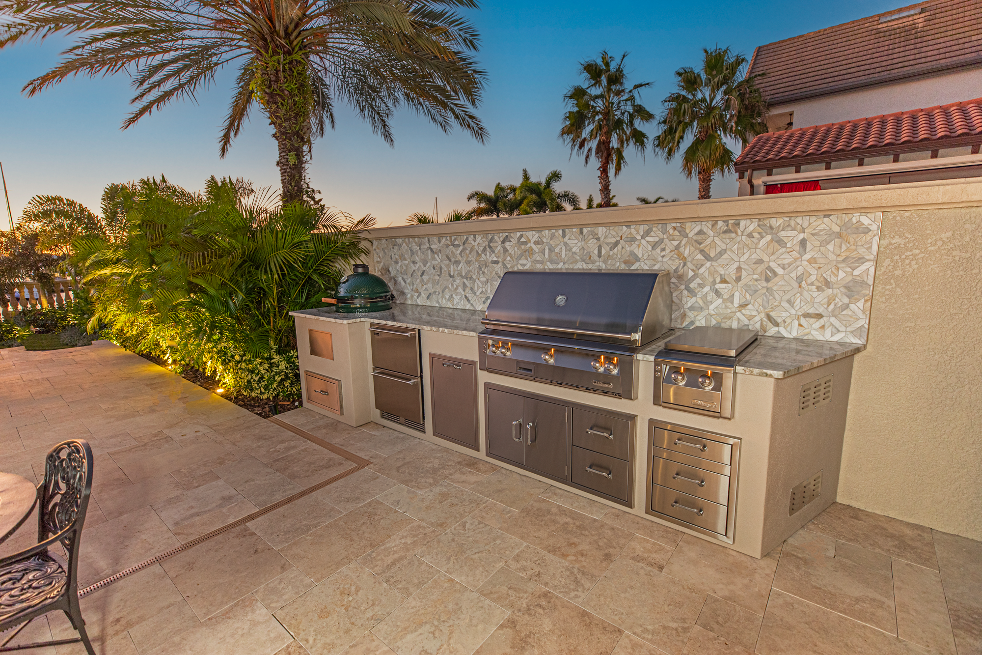 Custom Outdoor Kitchen and Wet Bar in Tampa - Tampa, FL - Just Grillin