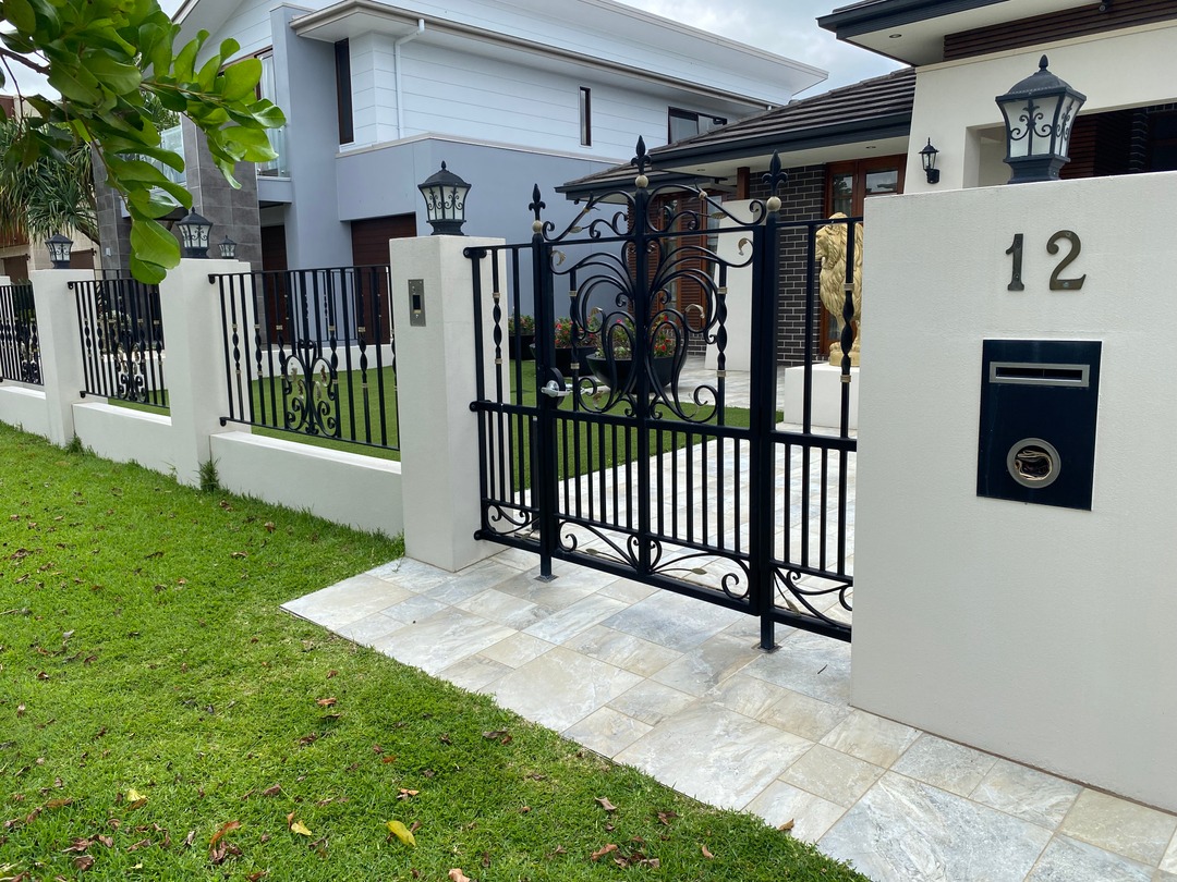 Front Yard Wrought Iron Fence Ideas For Your Home