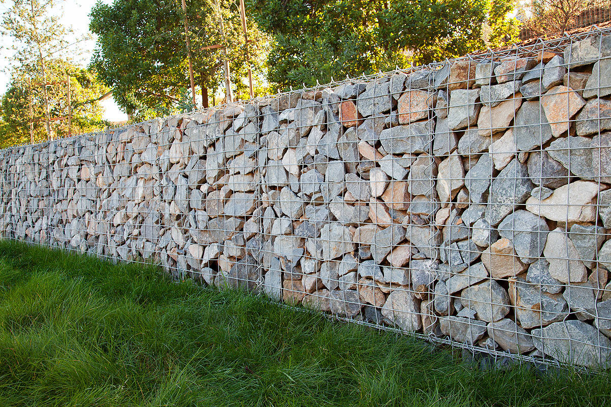 Garden Walls: Gabion Evolves From Functional to Fabulous